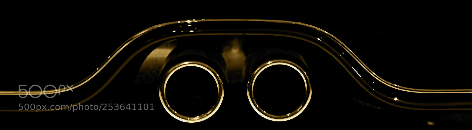 Canon EOS 100D (EOS Rebel SL1 / EOS Kiss X7) sample photo. Twin exhaust photography