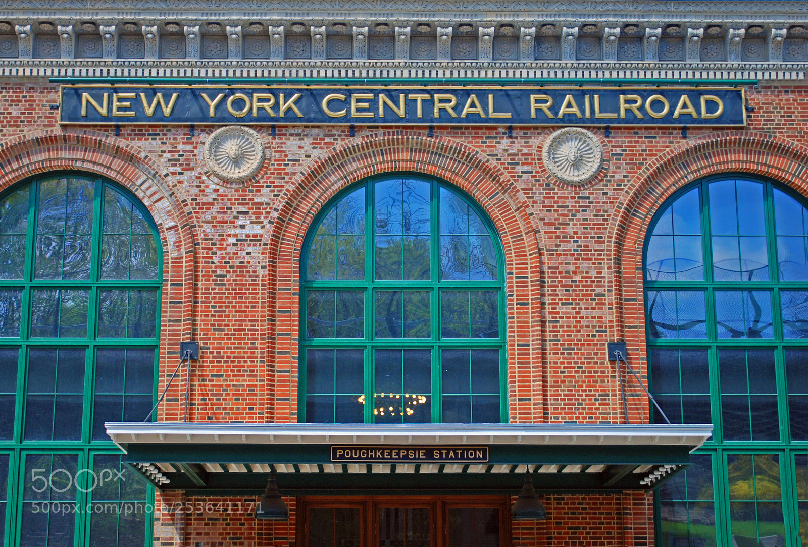 Nikon D80 sample photo. Poughkeepsie train station photography