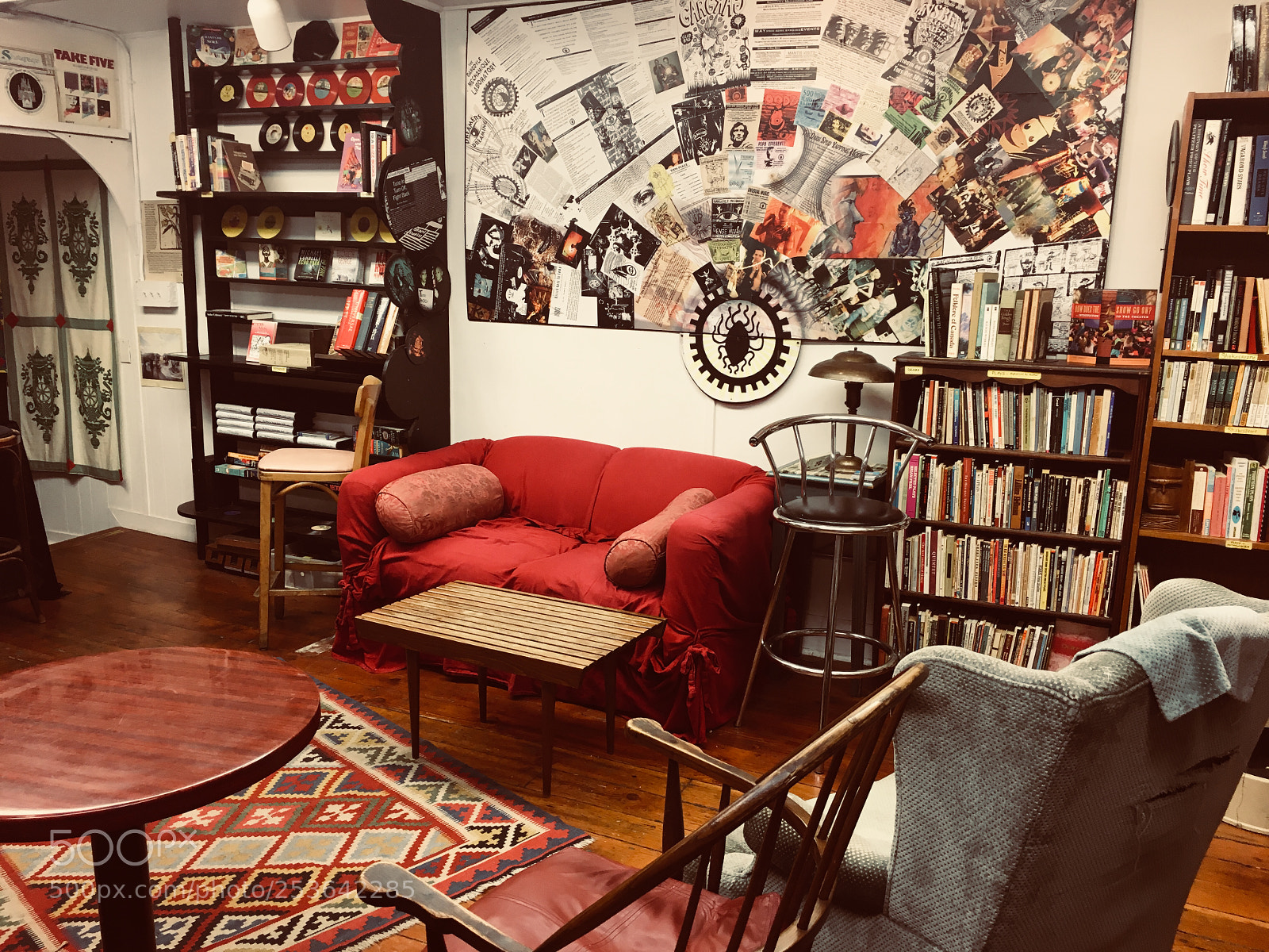 Apple iPhone 6s sample photo. Record lounge photography