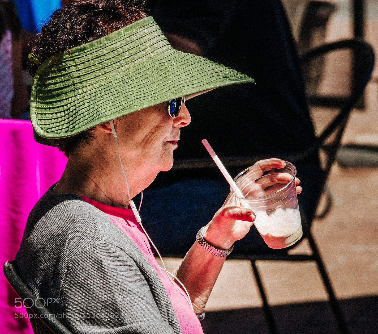 Panasonic Lumix DMC-G85 (Lumix DMC-G80) sample photo. Her green hat photography
