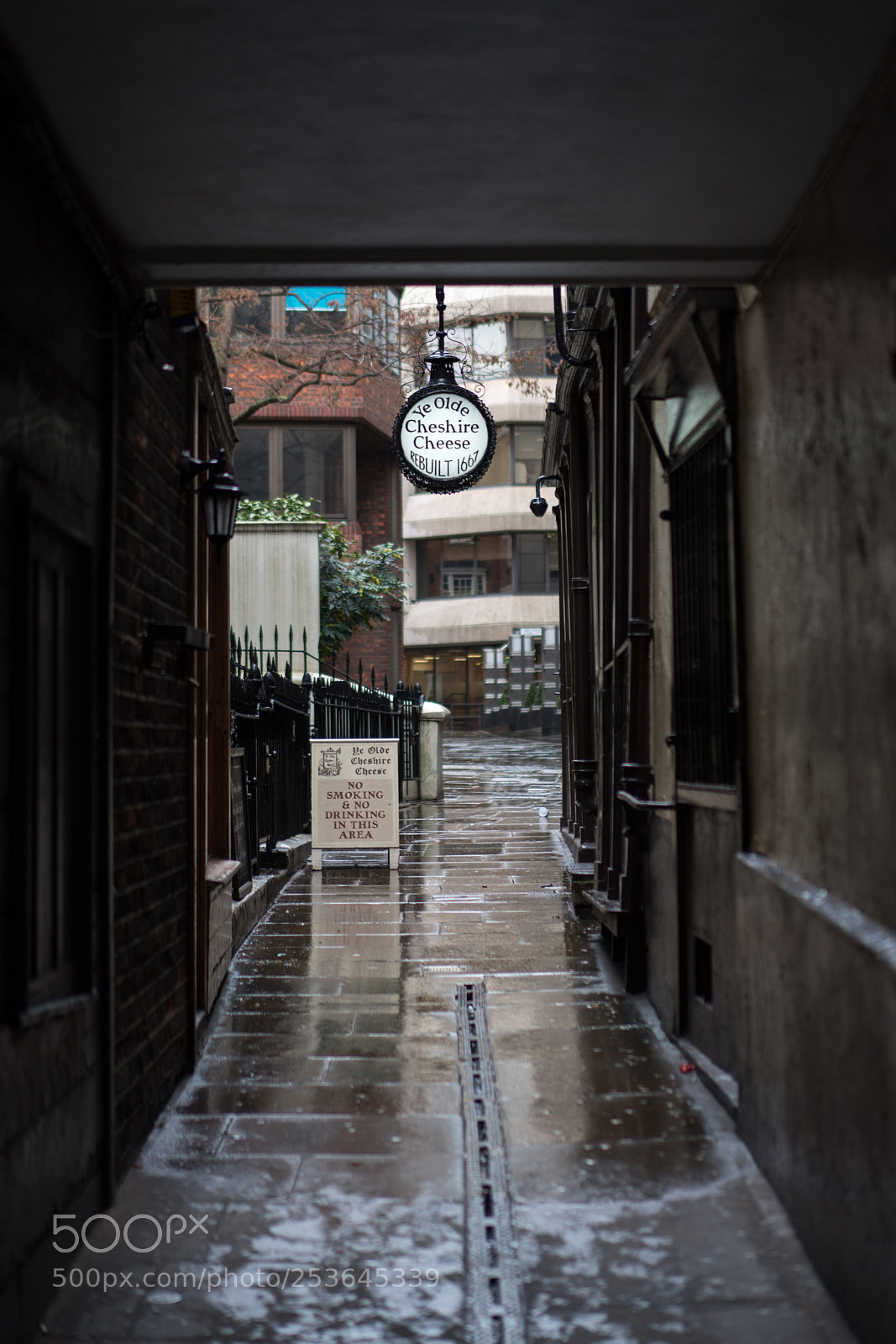 Sony a7R III sample photo. Ye olde cheshire cheese,in photography