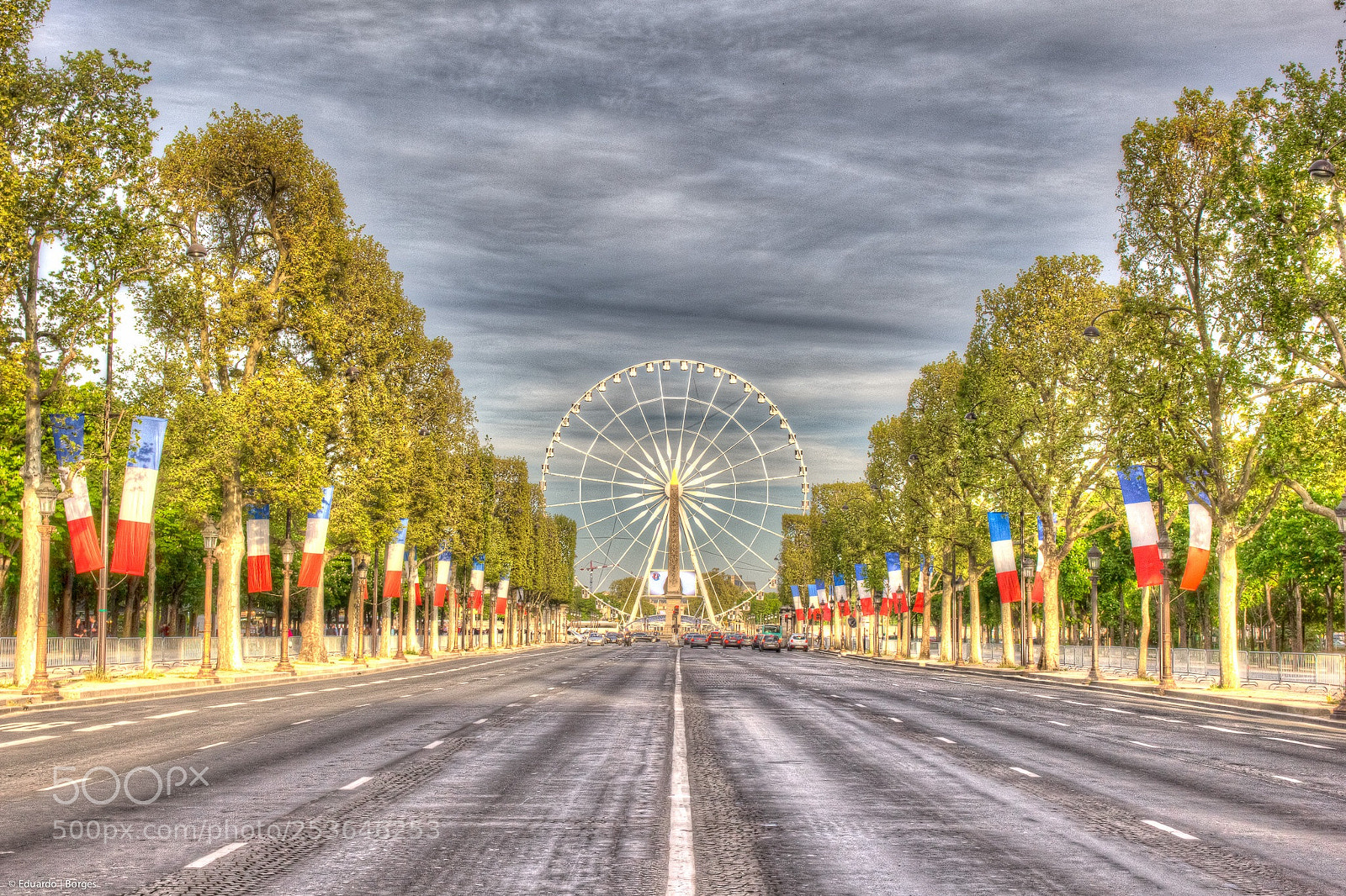 Canon EOS 60D sample photo. One eye in paris photography