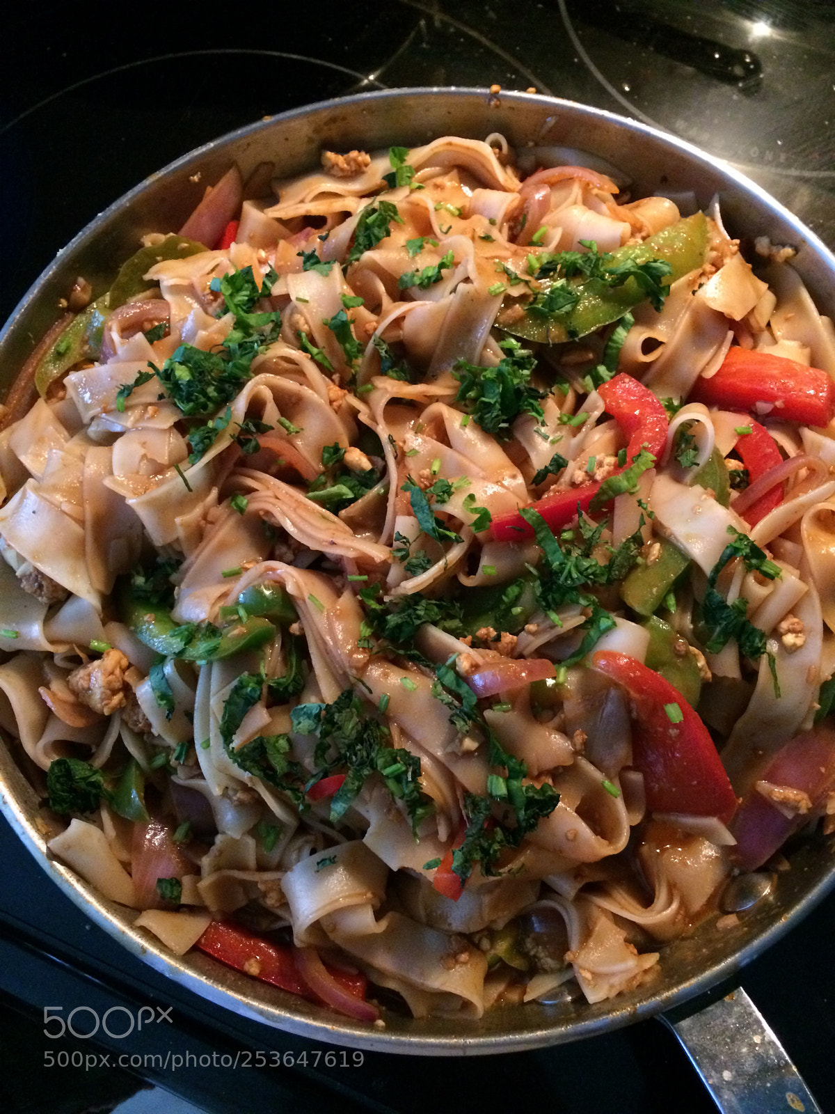 Apple iPhone 5s sample photo. Pad thai photography