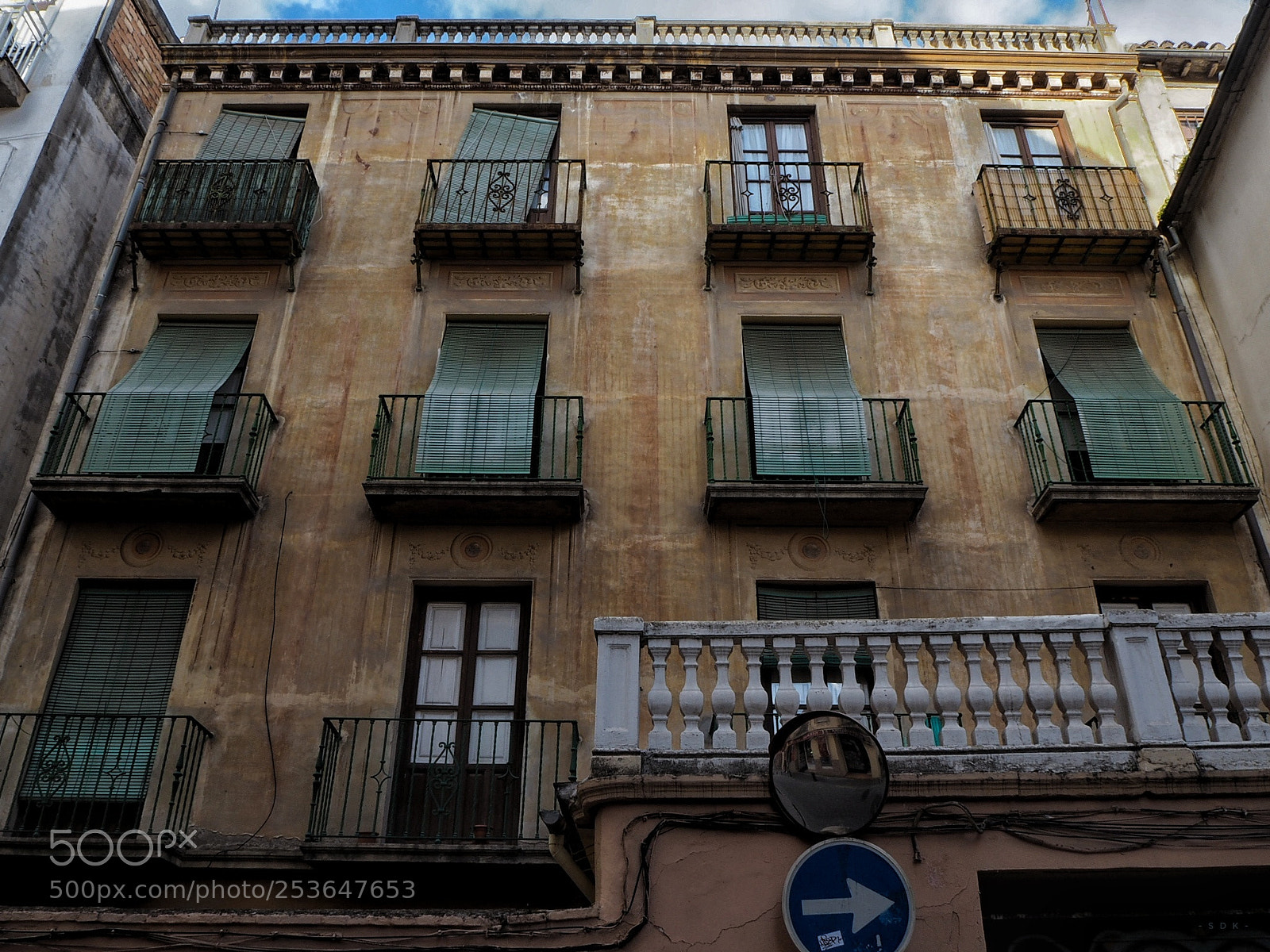 Olympus OM-D E-M10 II sample photo. Unnoticed balcony photography