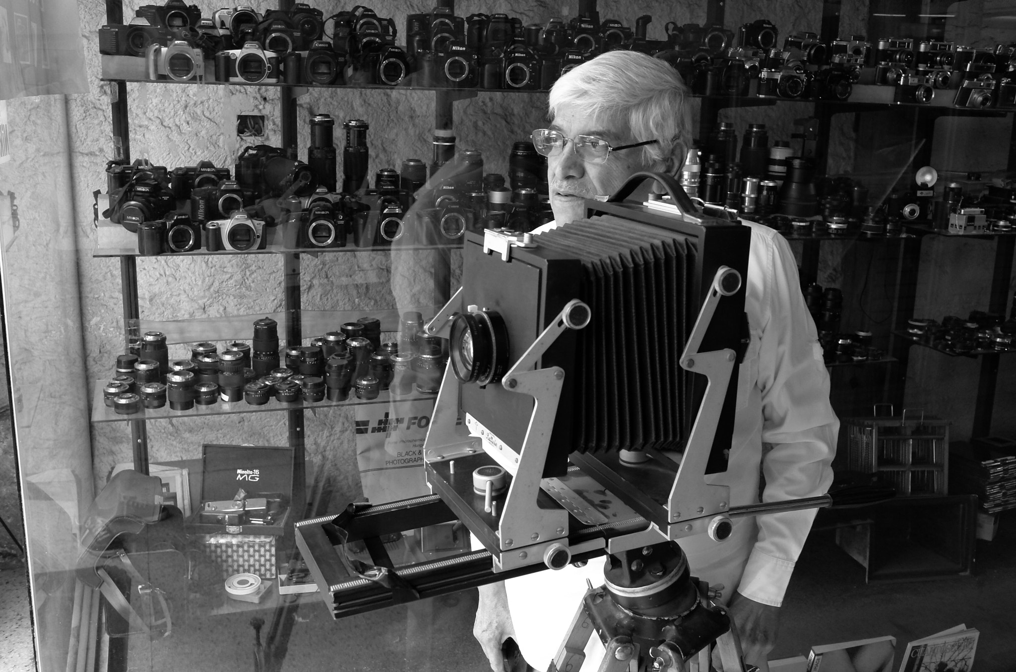 Leica X2 sample photo. Vintage camera photography