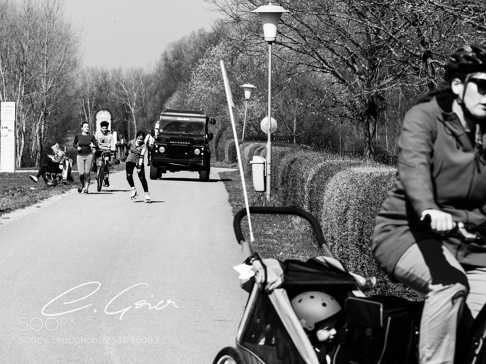 Canon EOS 77D (EOS 9000D / EOS 770D) sample photo. The race photography