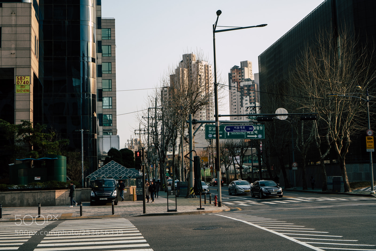 Sony a6300 sample photo. Gangham street photography