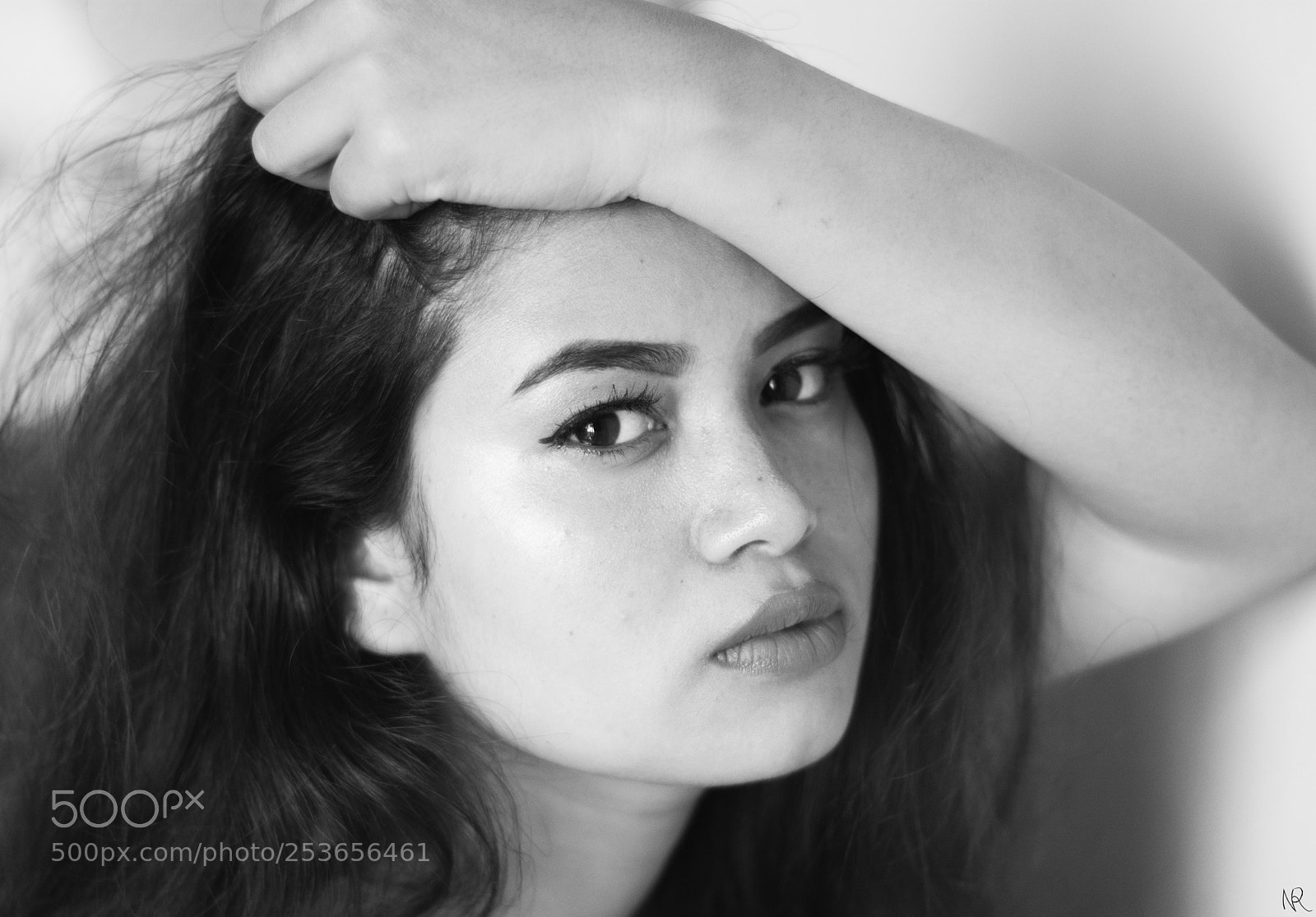 Nikon D7200 sample photo. Bw beauty photography