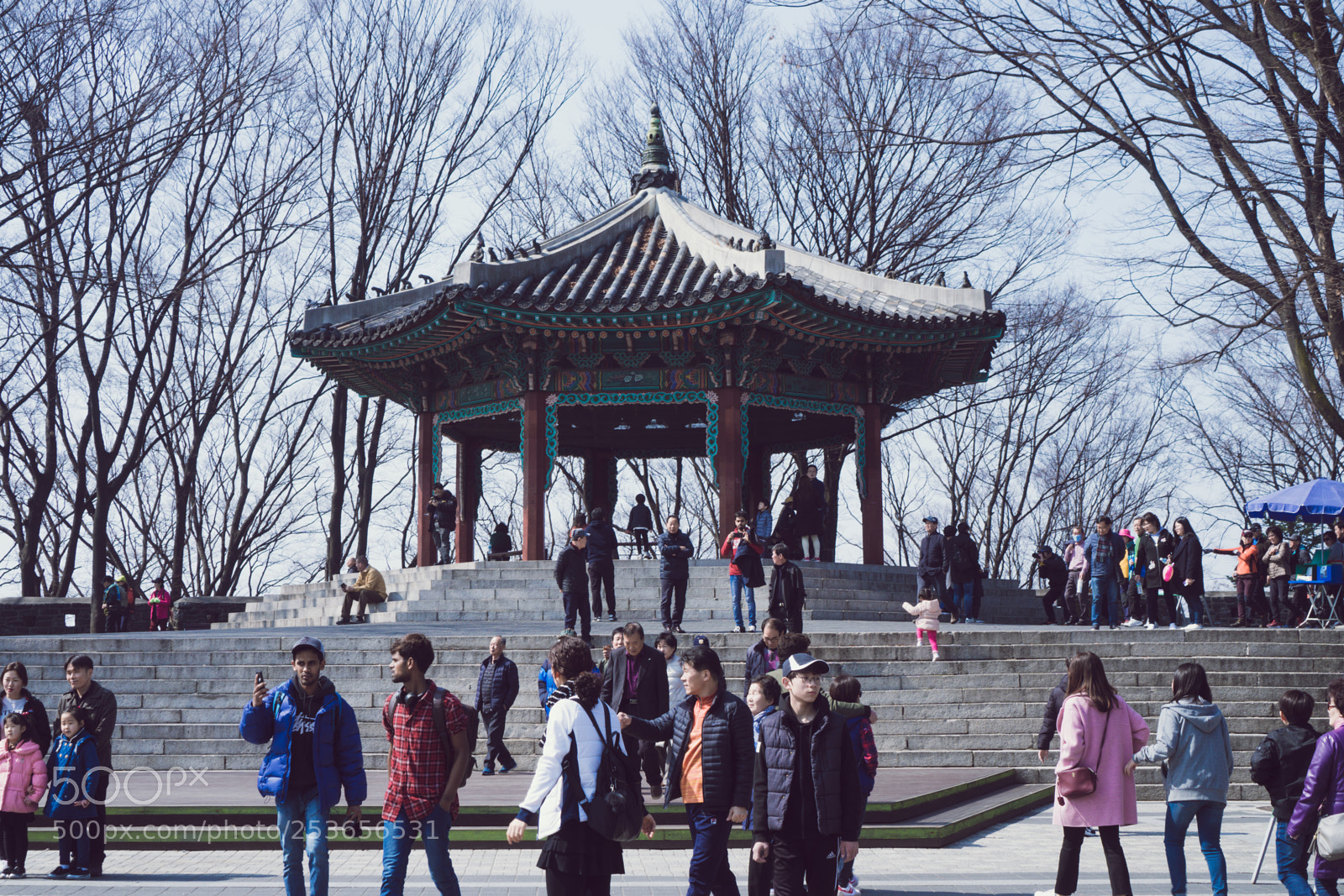 Sony a6300 sample photo. Many people photography