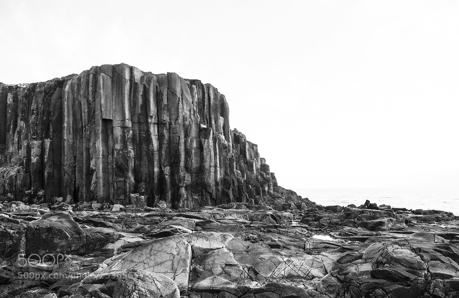 Nikon D700 sample photo. Bombo rocks photography