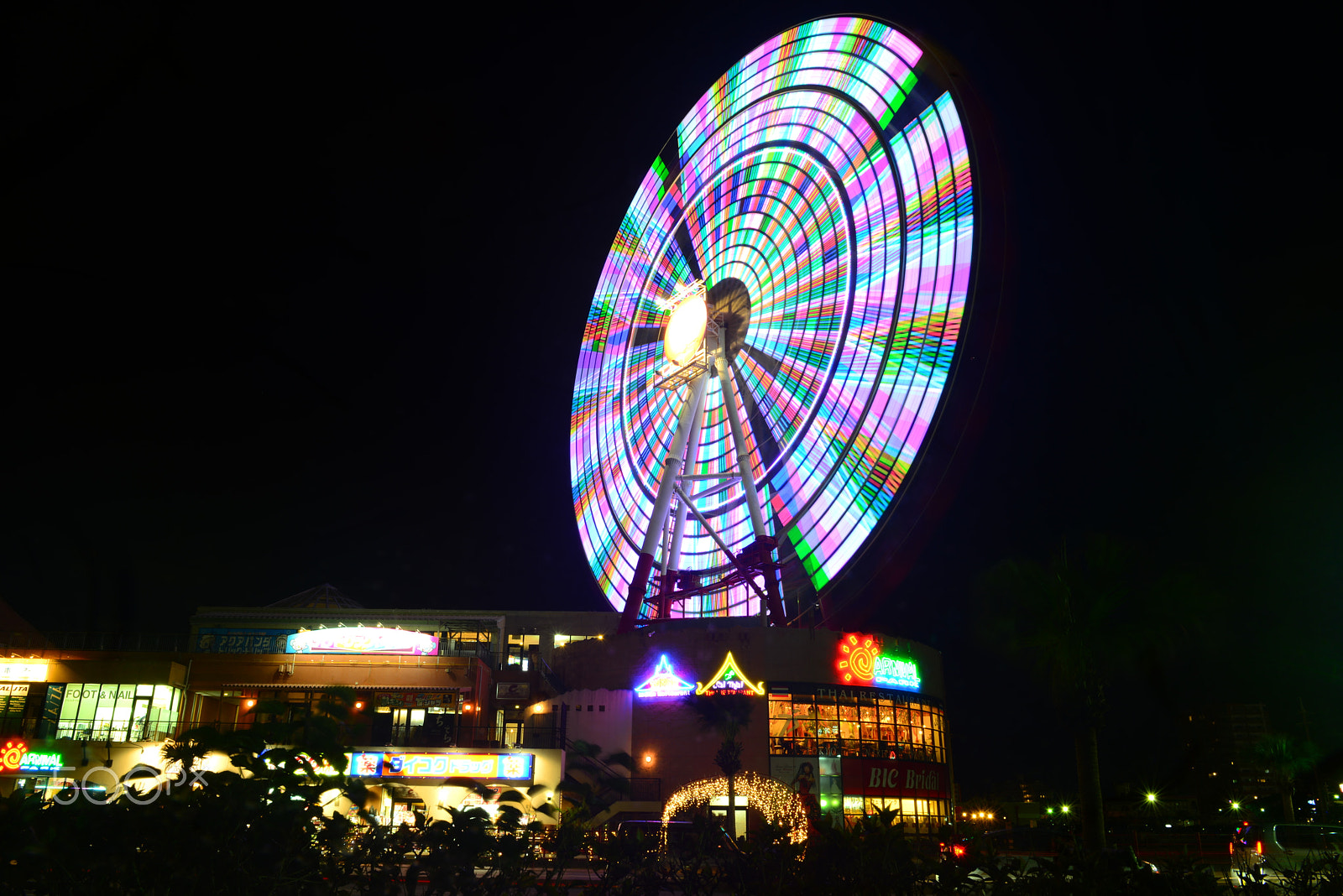 Nikon AF-S Nikkor 24-70mm F2.8G ED sample photo. Chatan, okinawa, japan ferris wheel photography
