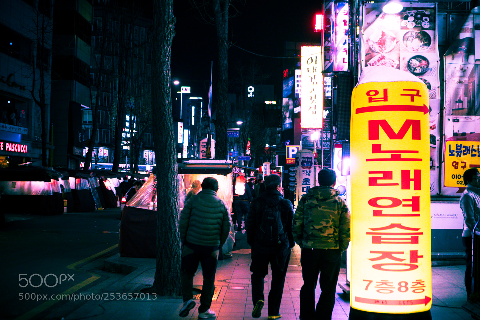 Sony a6300 sample photo. Seoul nights photography