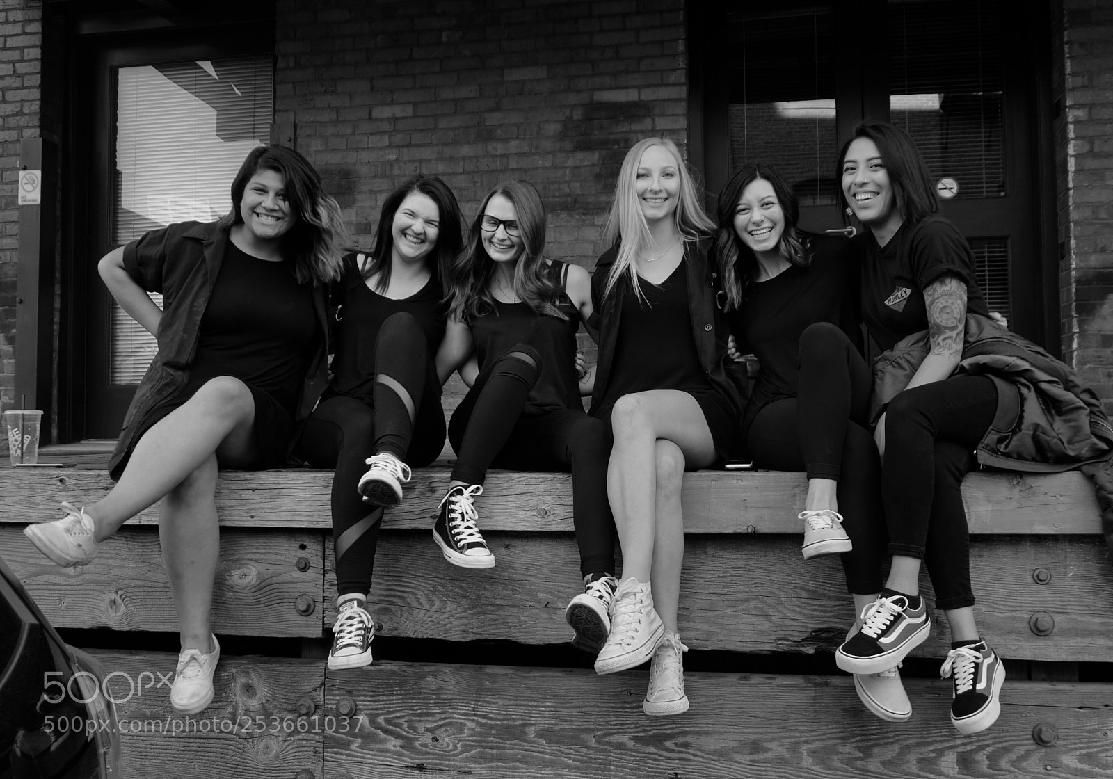 Sony a6300 sample photo. The girls are back photography