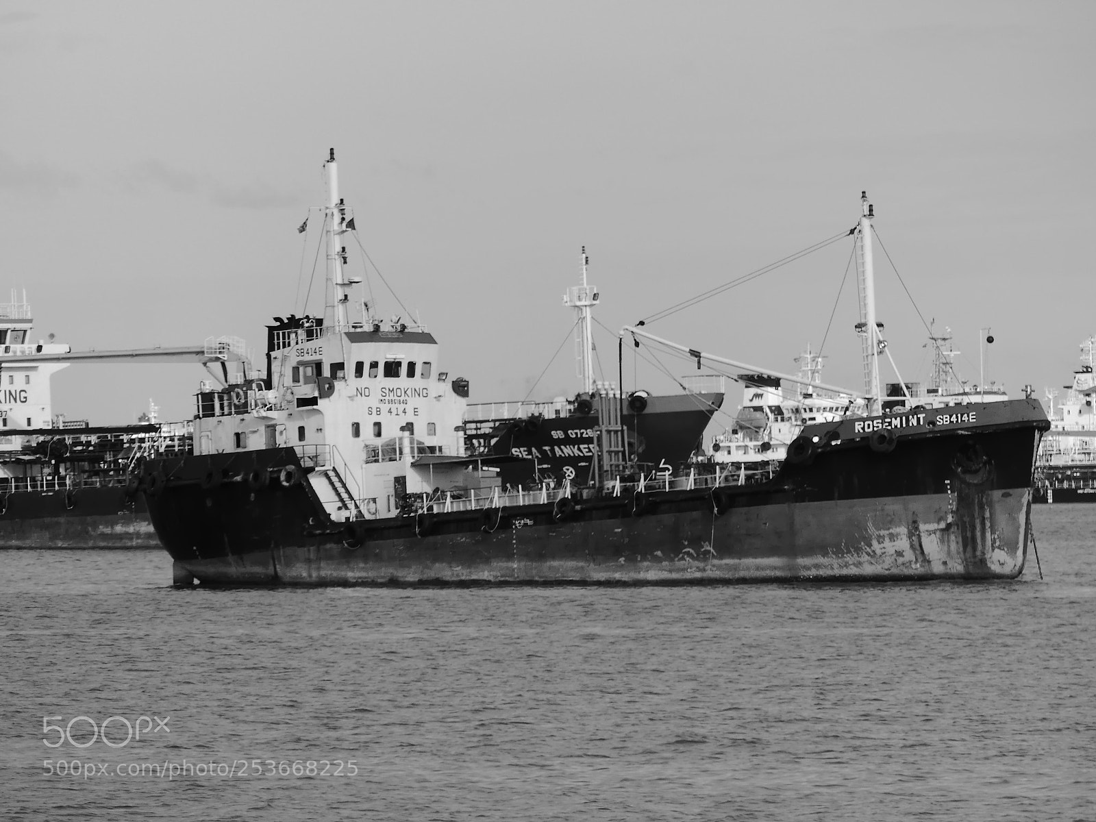 Panasonic Lumix DMC-FZ300 sample photo. Old ship photography