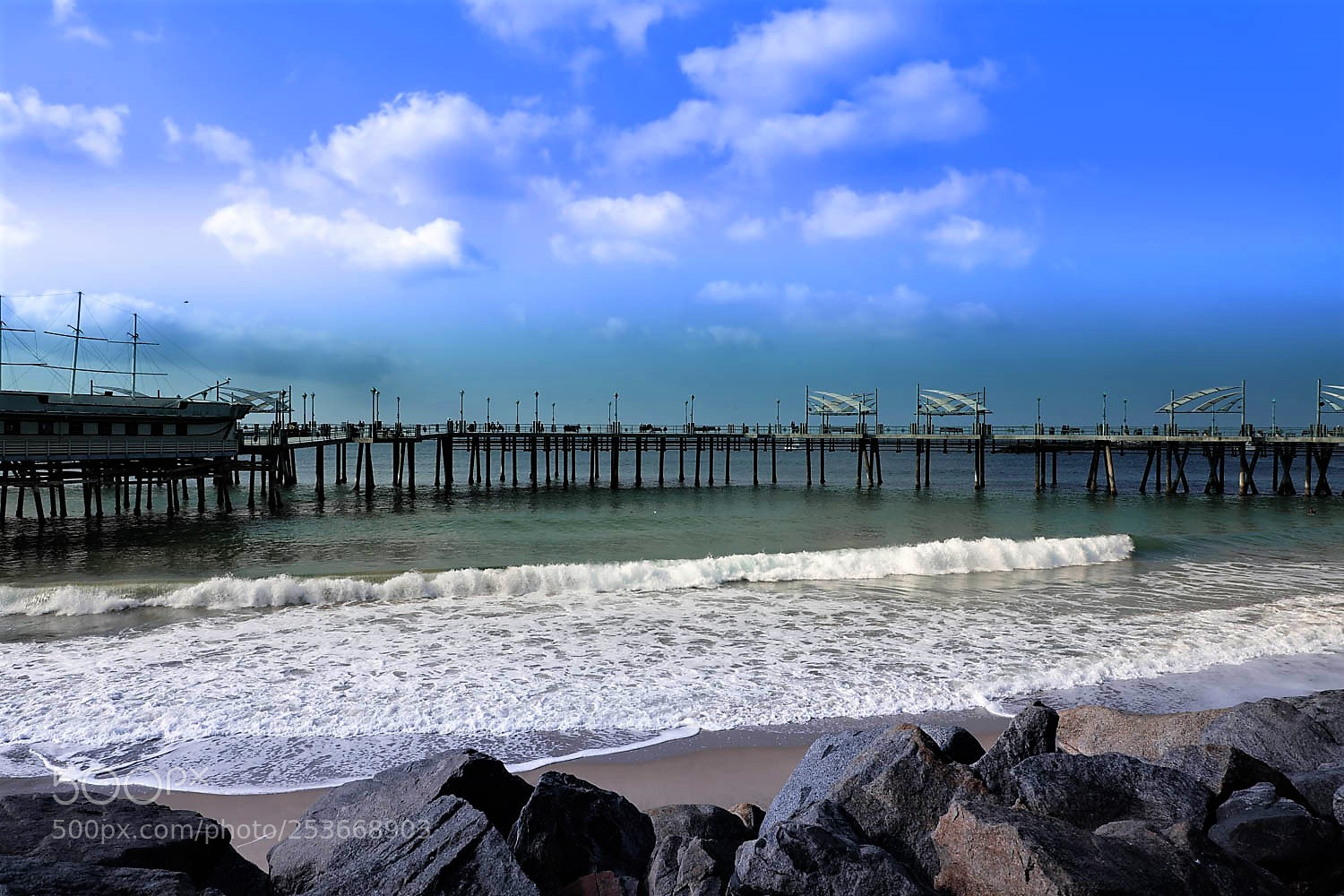 Canon EOS 5D Mark IV sample photo. Redondo beach pier california photography