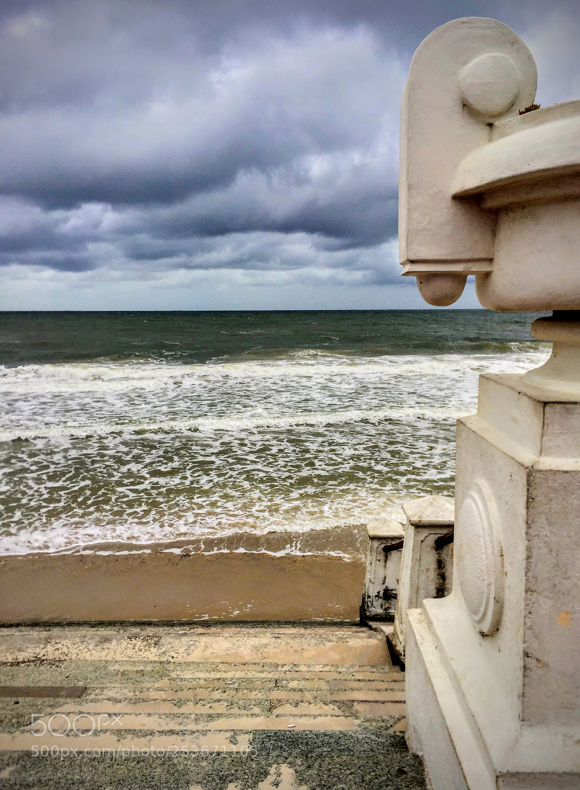 Apple iPhone 6 sample photo. Dia de playa gris photography