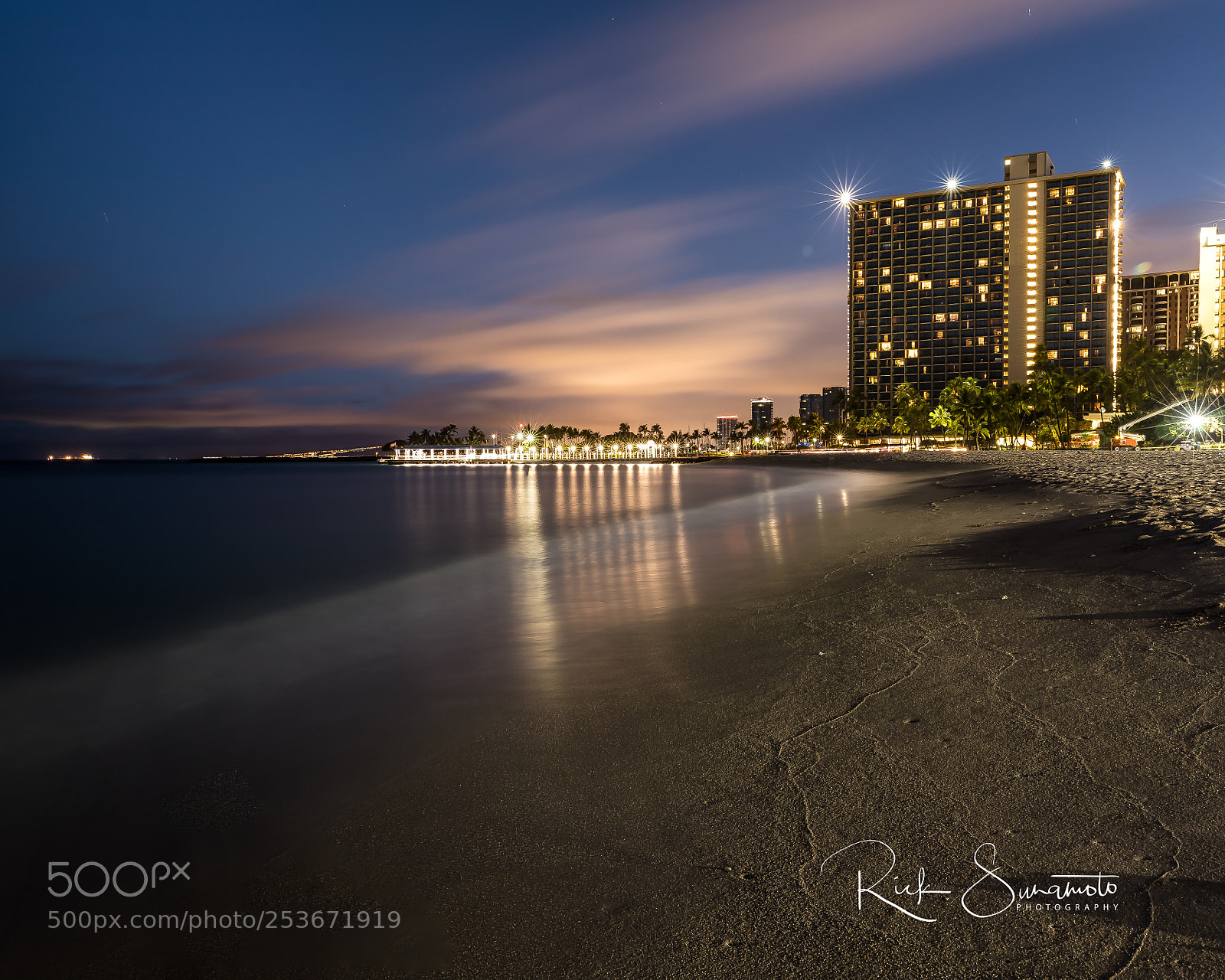 Canon EOS 5D Mark IV sample photo. Blue hour in hawaii photography