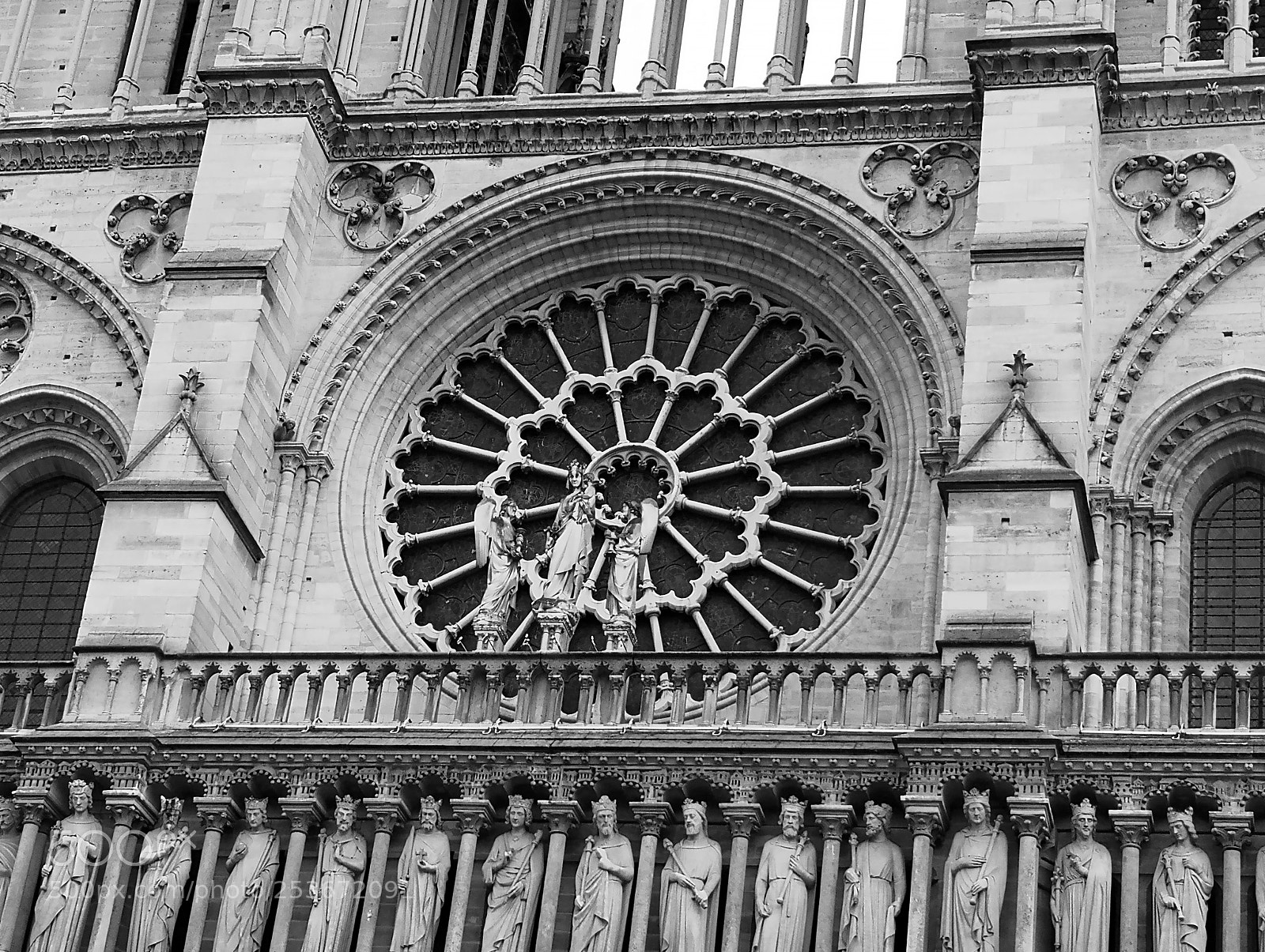 HUAWEI CLT-L29 sample photo. Notre-dame de paris photography