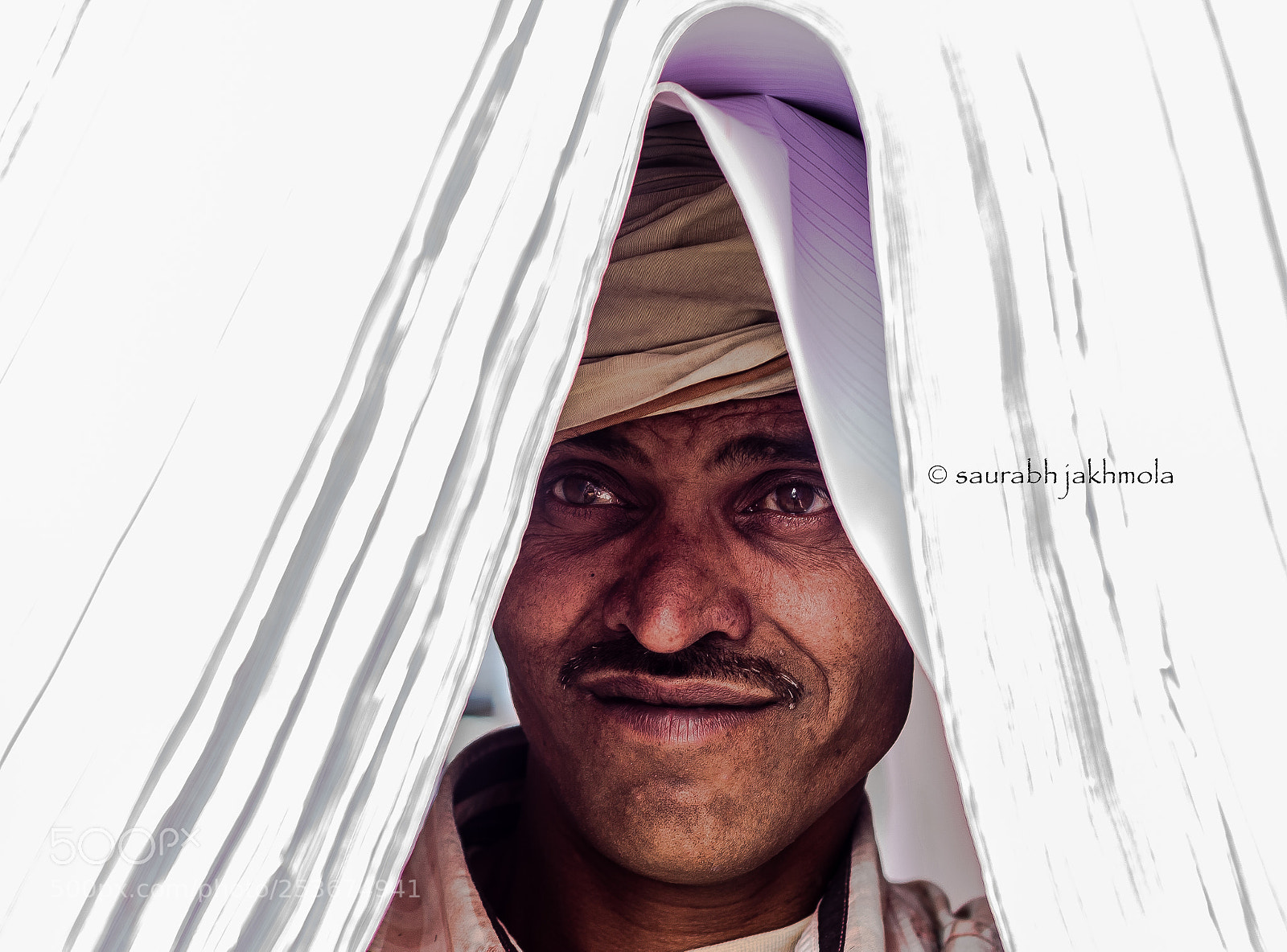 Nikon D5200 sample photo. Burden on head photography