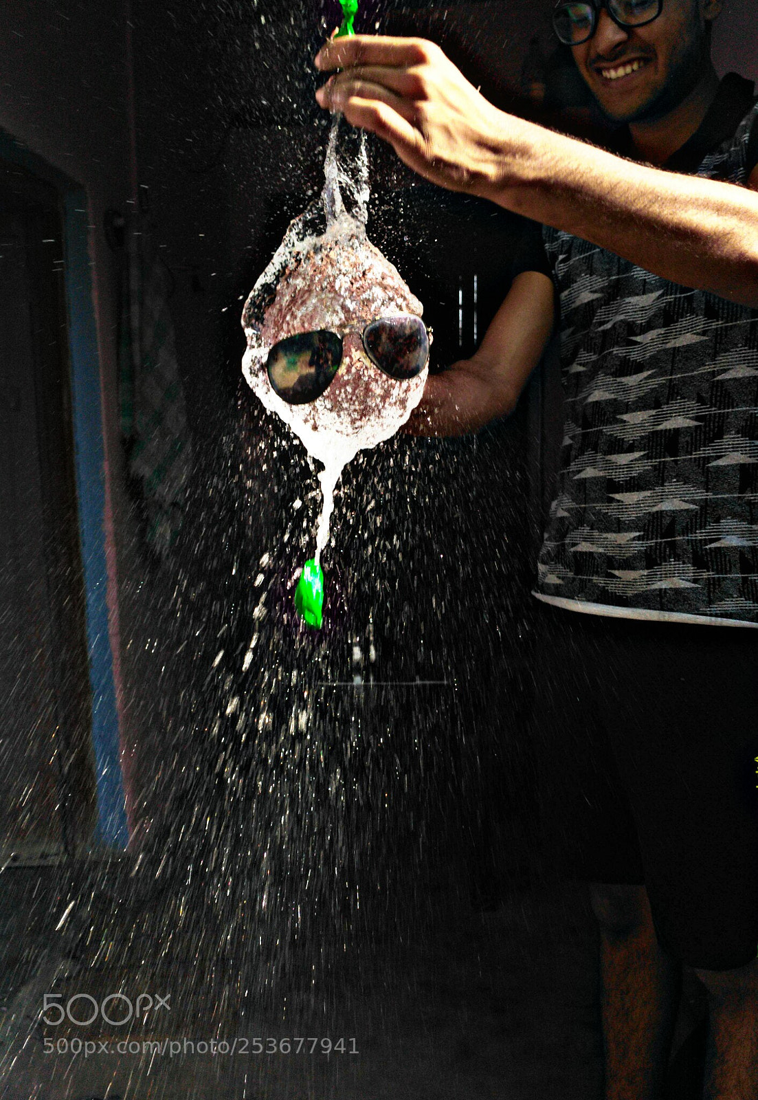 Xiaomi Redmi 3S sample photo. Water balloon photography