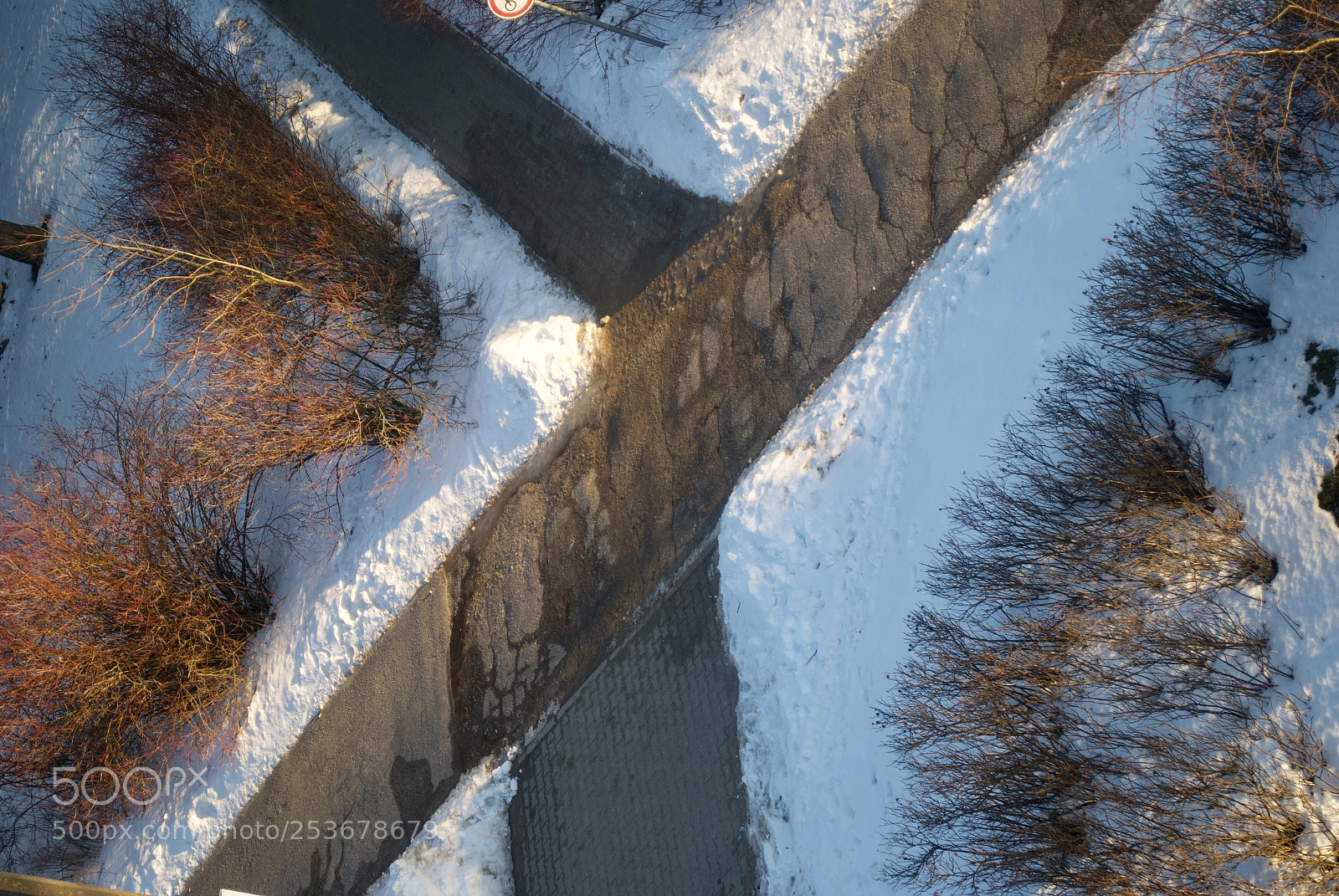 Nikon D3000 sample photo. Airplane photography
