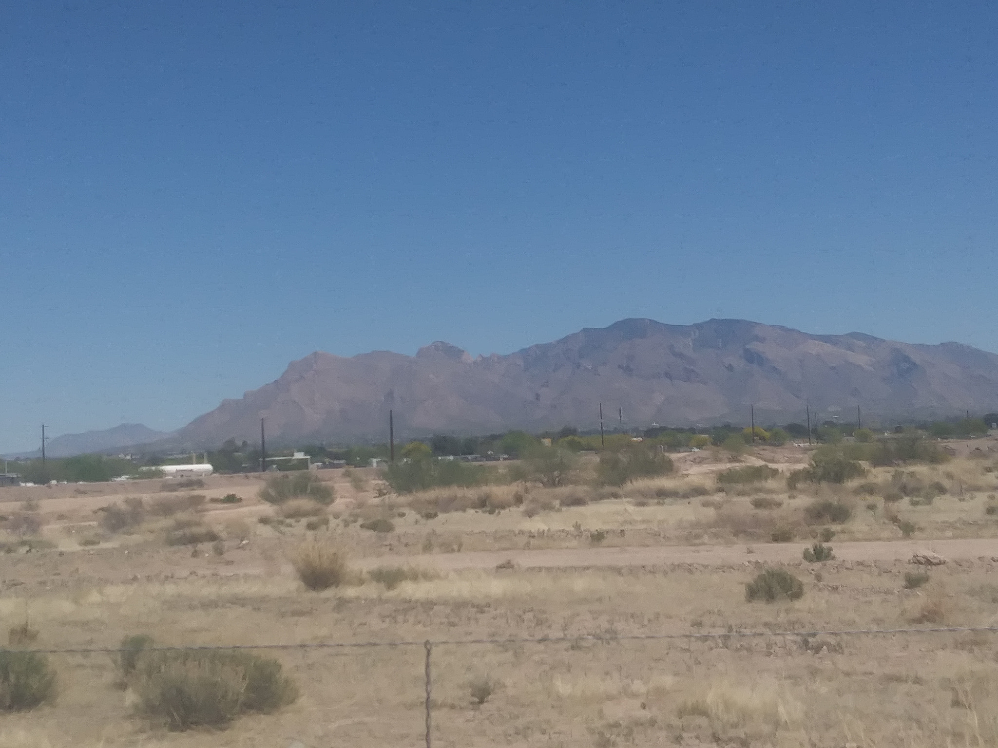 LG ARISTO sample photo. Desert love photography