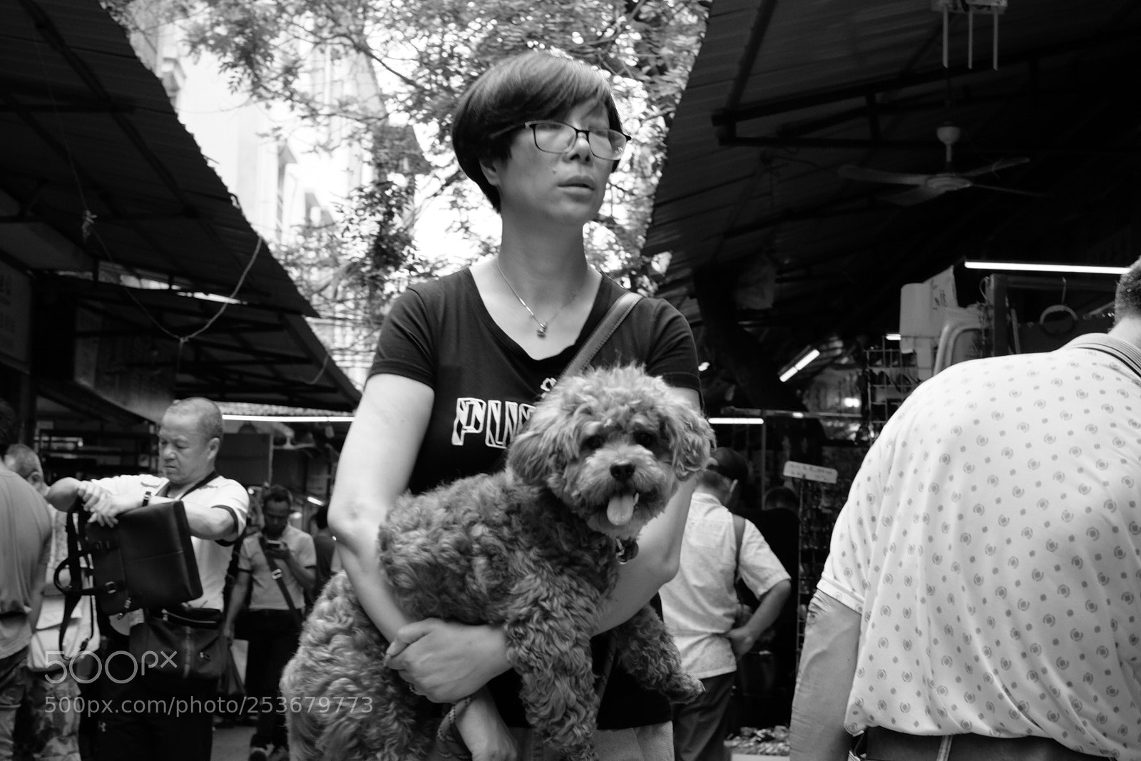Fujifilm X-T1 sample photo. A woman holding a photography