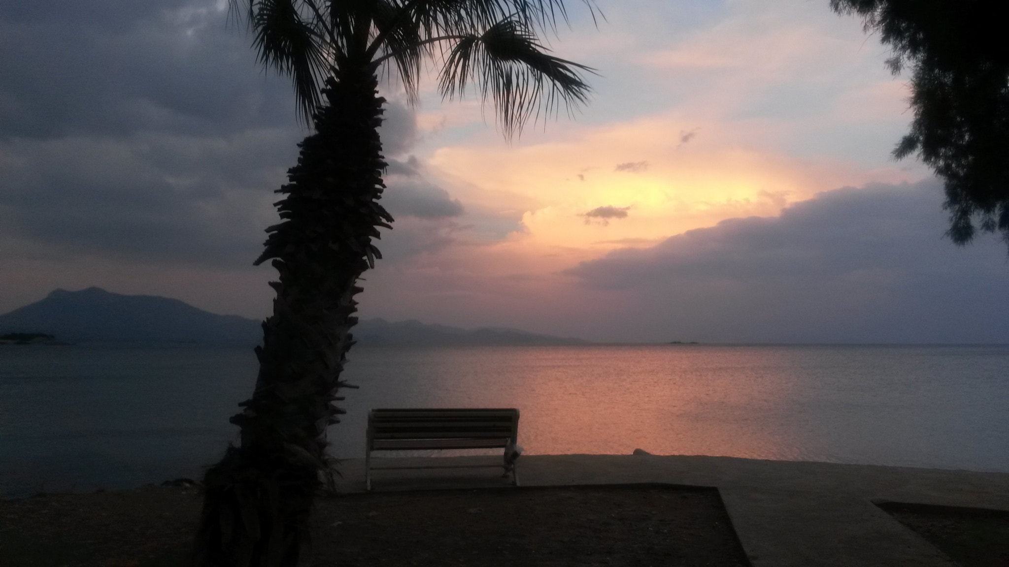 Samsung Galaxy S4 Active sample photo. Sunset photography