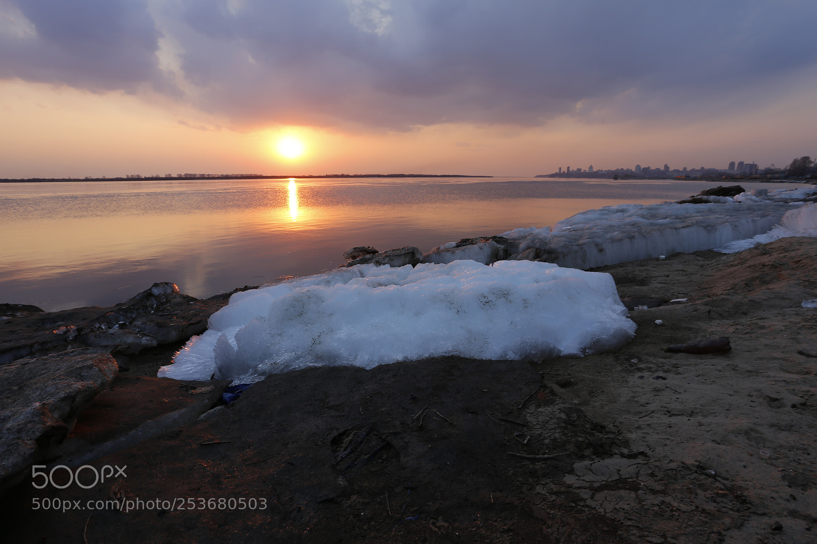 Canon EOS 6D + Canon EF 17-40mm F4L USM sample photo. Spring contrasts photography