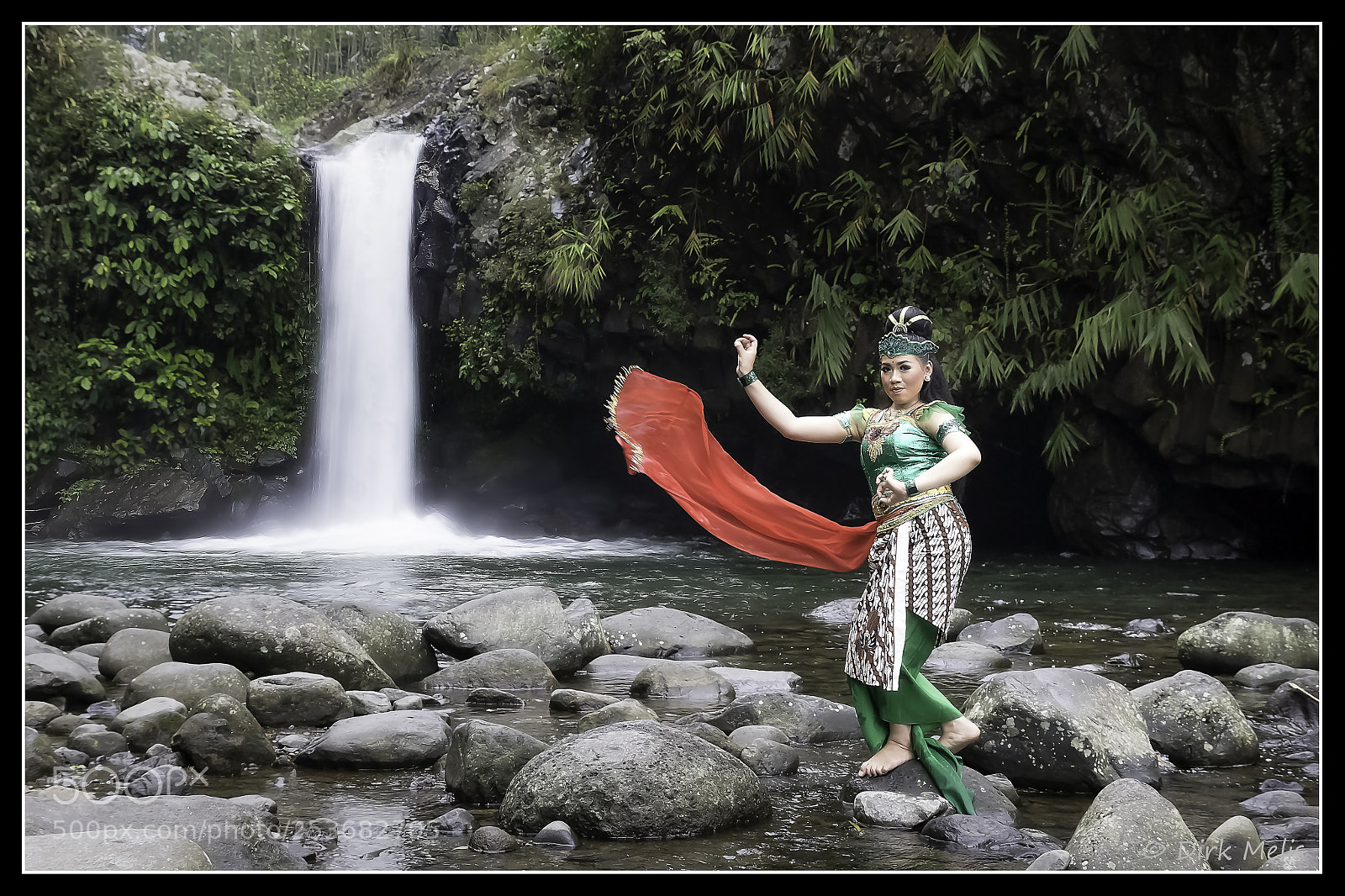 Canon EOS 7D Mark II sample photo. Waterfall photography