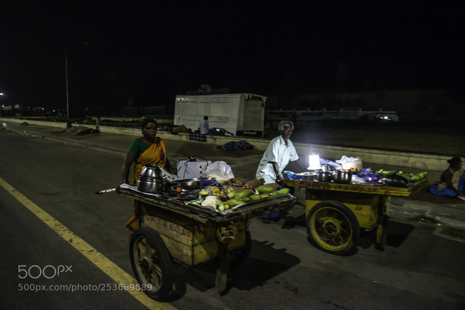 Nikon D610 sample photo. Street business partner photography