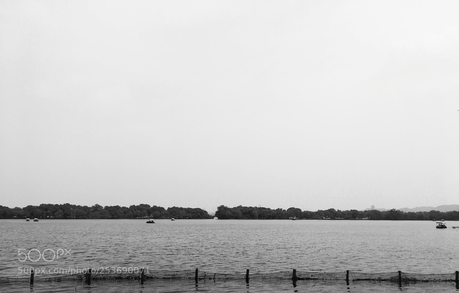 Apple iPhone SE sample photo. West lake photography