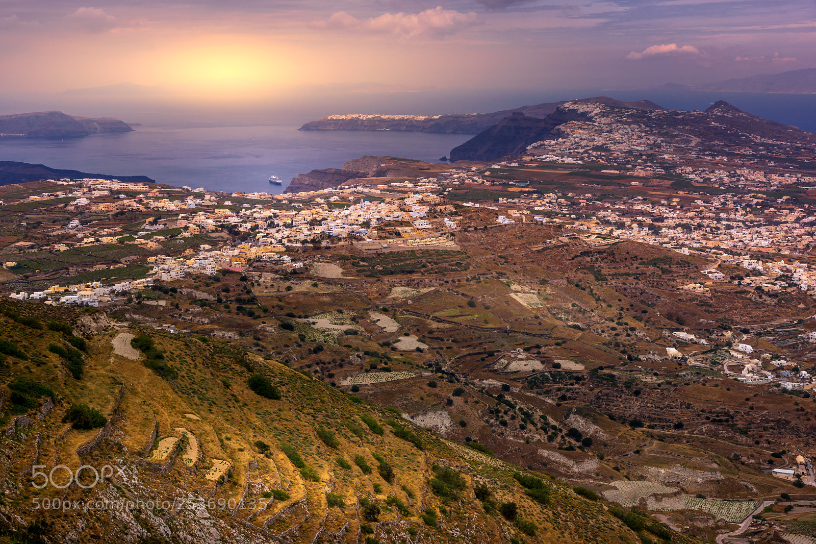 Sony SLT-A77 sample photo. Arriving in santorini by photography