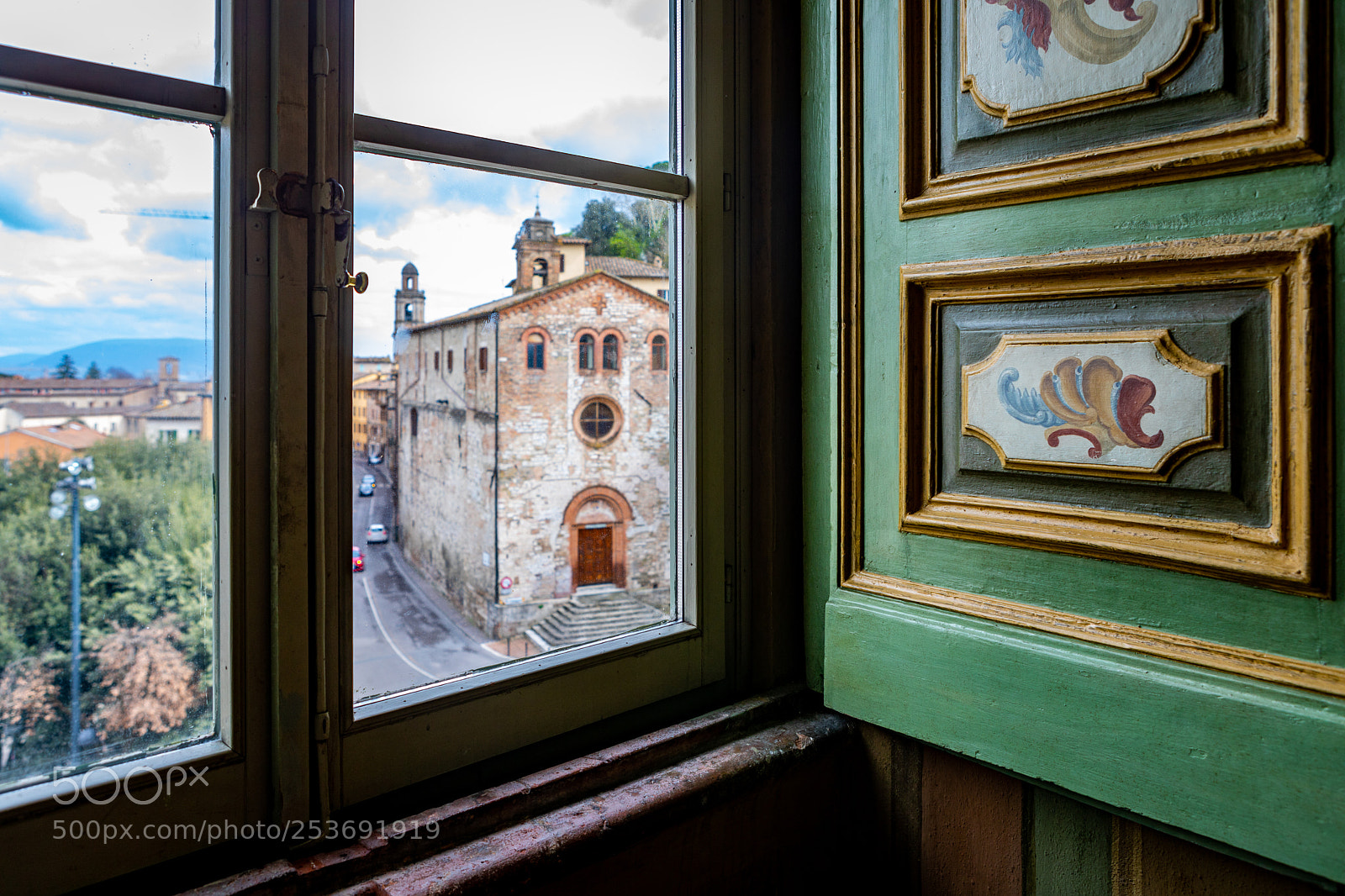 Canon EOS 5D Mark IV sample photo. Picture window photography