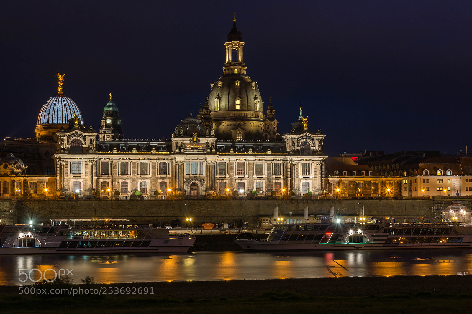 Nikon D5200 sample photo. Dresden frauenkirche photography