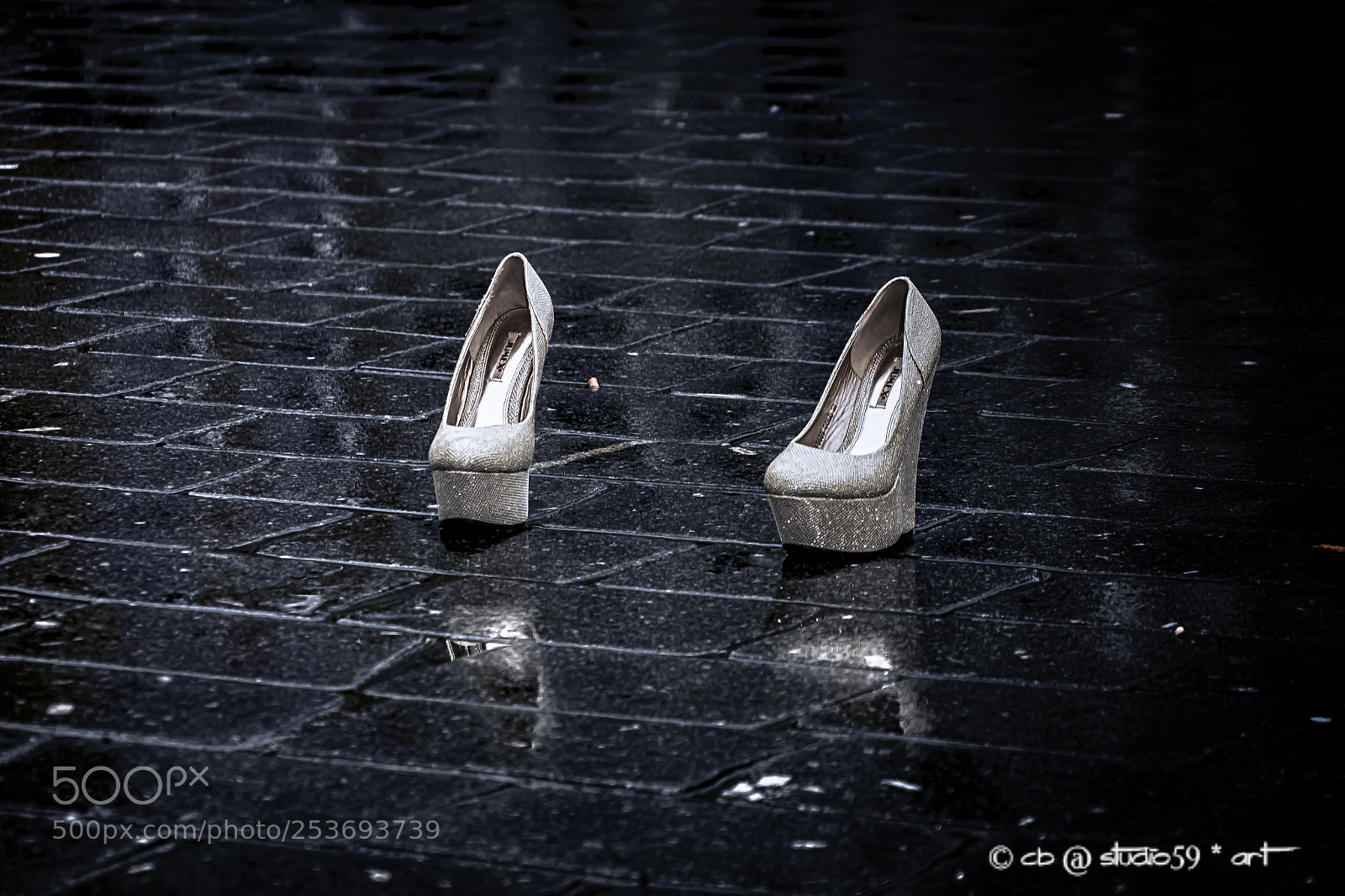 Canon EOS 700D (EOS Rebel T5i / EOS Kiss X7i) sample photo. ''women's shoe'' photography