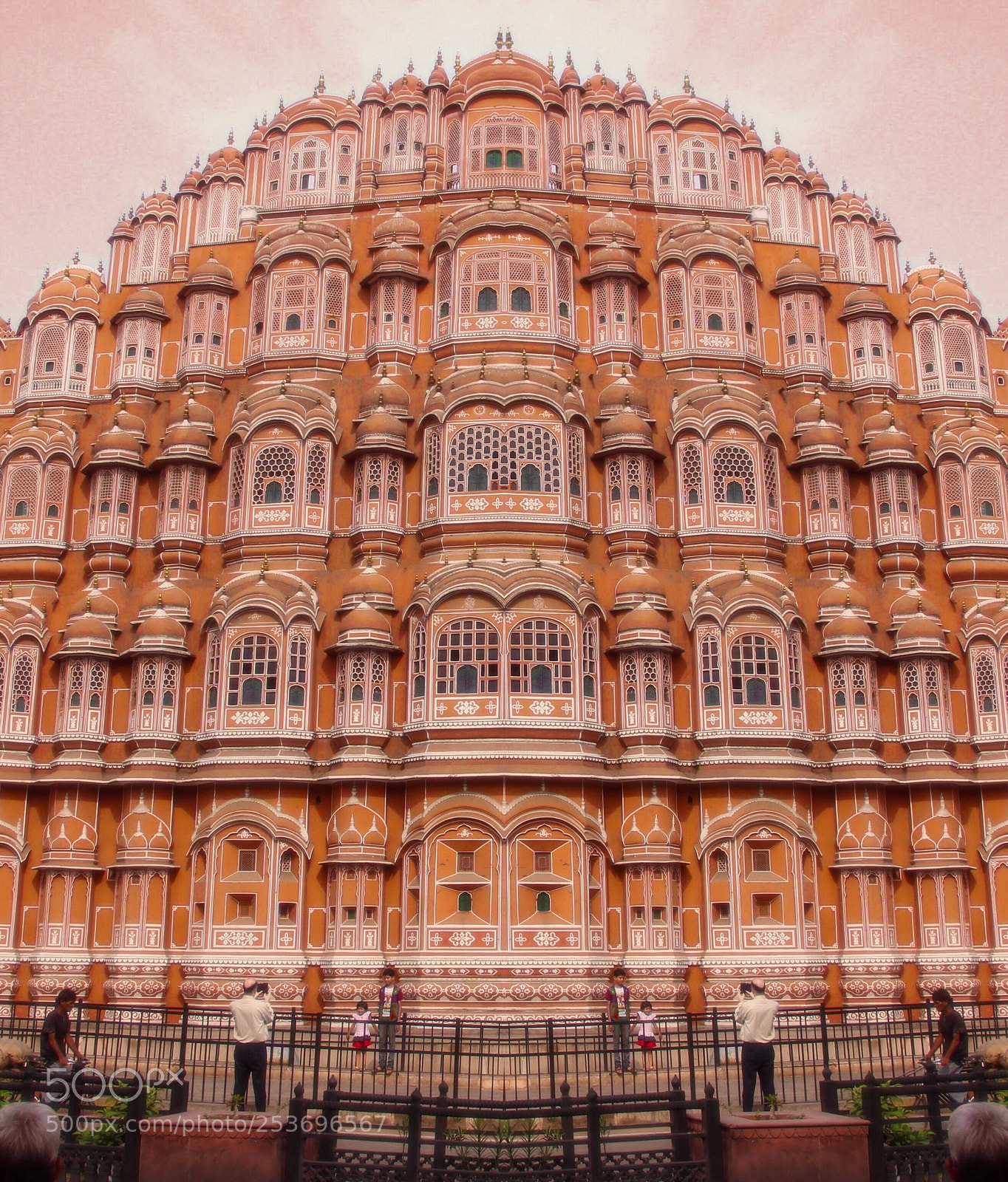 Canon EOS 700D (EOS Rebel T5i / EOS Kiss X7i) sample photo. The hawa mahal,rajasthan photography