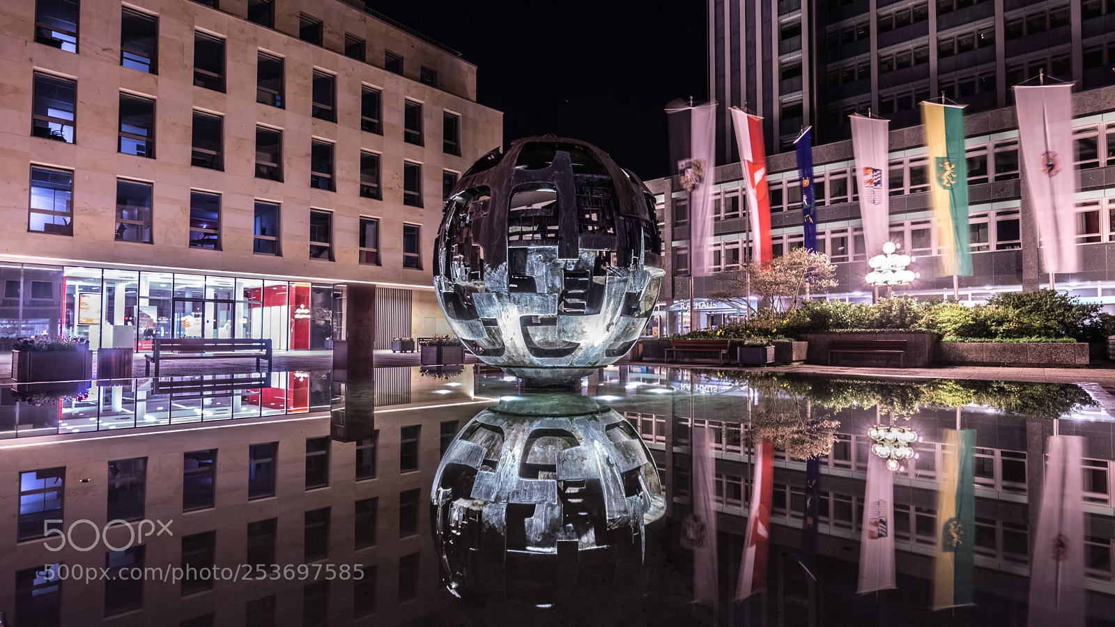Sony a6000 sample photo. Sphere in front of photography