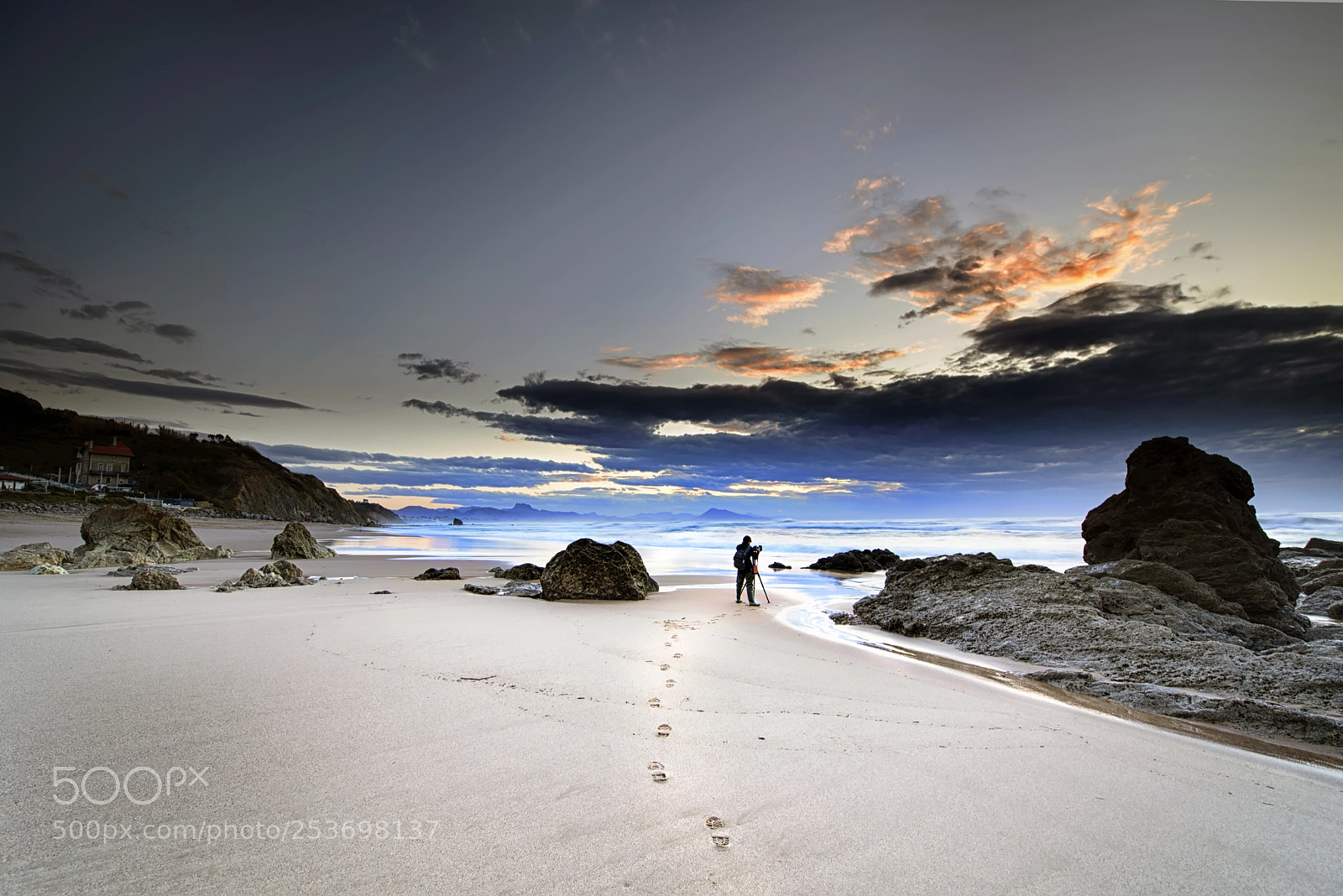 Nikon D610 sample photo. The footprints of the photography