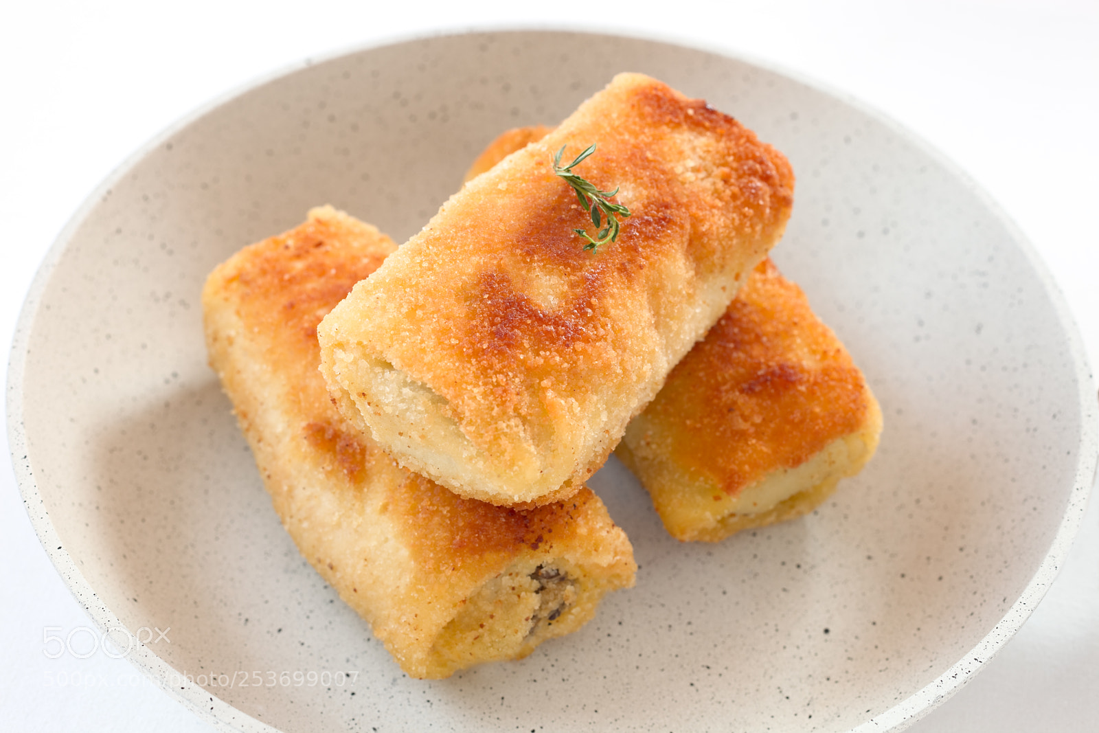 Canon EOS 5D Mark II sample photo. Croquettes polish style photography