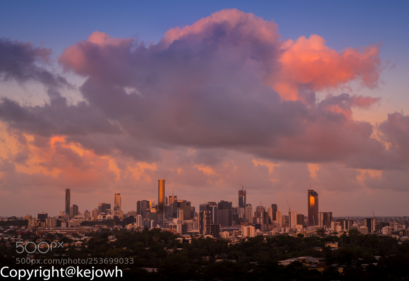 Olympus OM-D E-M1 Mark II sample photo. Brisbane at dusk photography