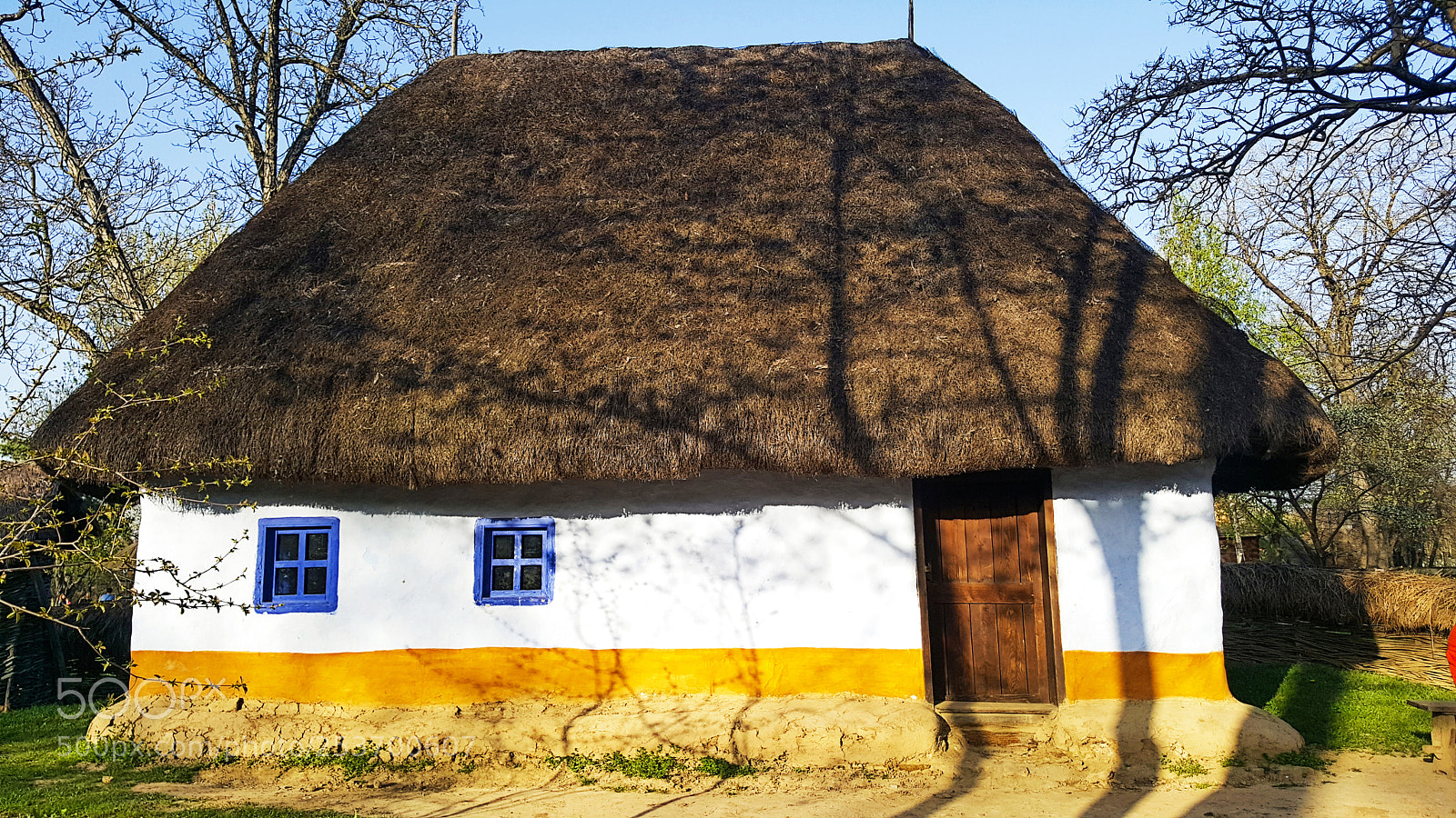 Samsung Galaxy S6 sample photo. Traditional romanian rural house photography