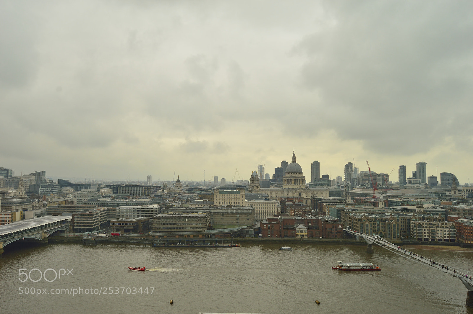 Nikon D3200 sample photo. London photography