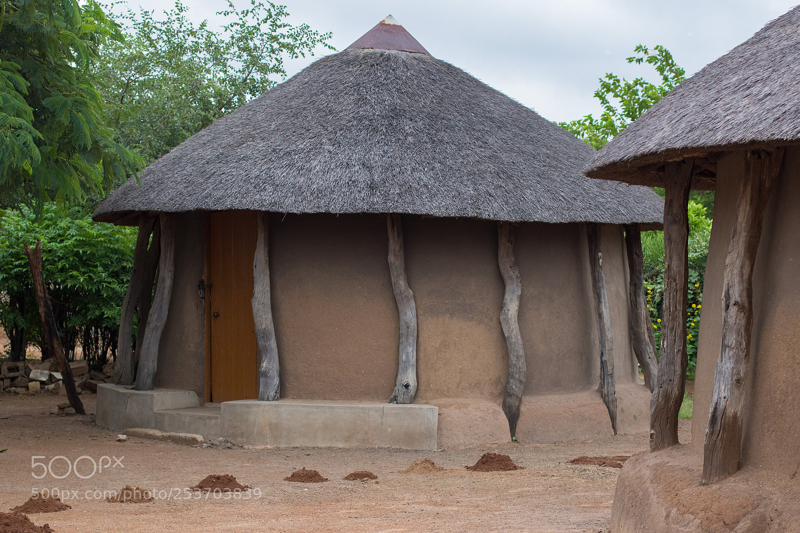 Canon EOS 7D Mark II sample photo. Botswana traditional hut photography