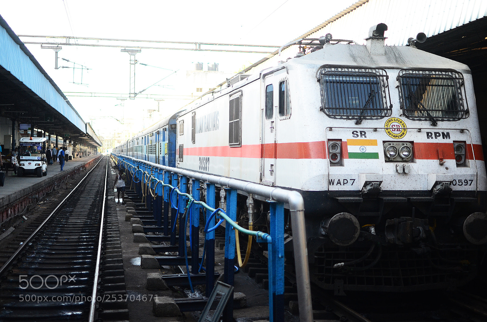 Nikon D5100 sample photo. Train's photography