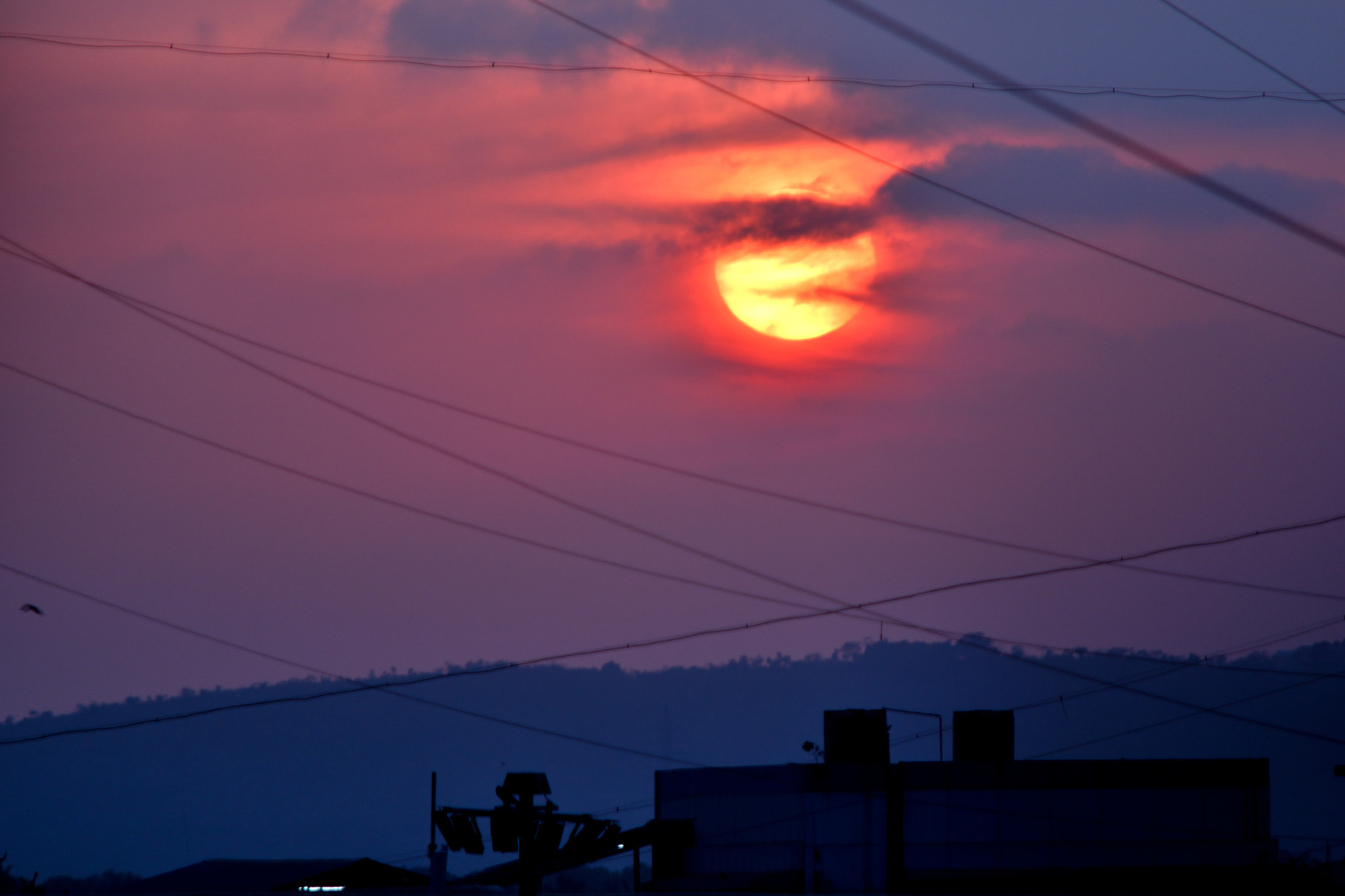 Nikon D5500 sample photo. Goes down by the wire ! photography