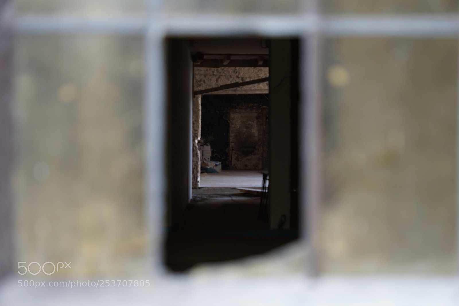 Sony DT 16-50mm F2.8 SSM sample photo. View through a broken photography