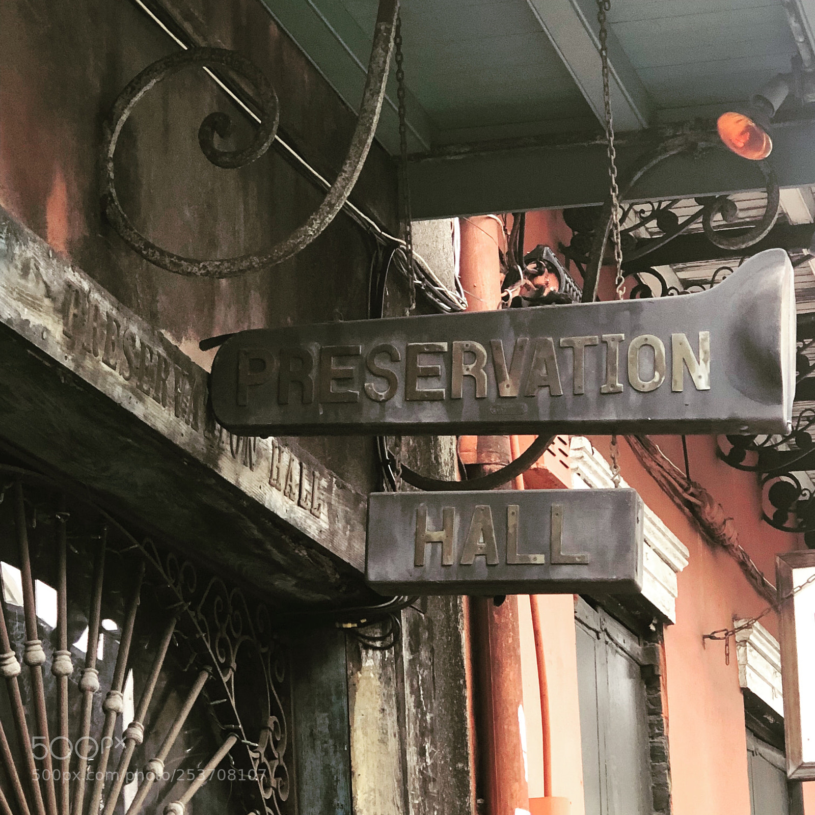 Apple iPhone 8 Plus sample photo. Preservation  hall photography