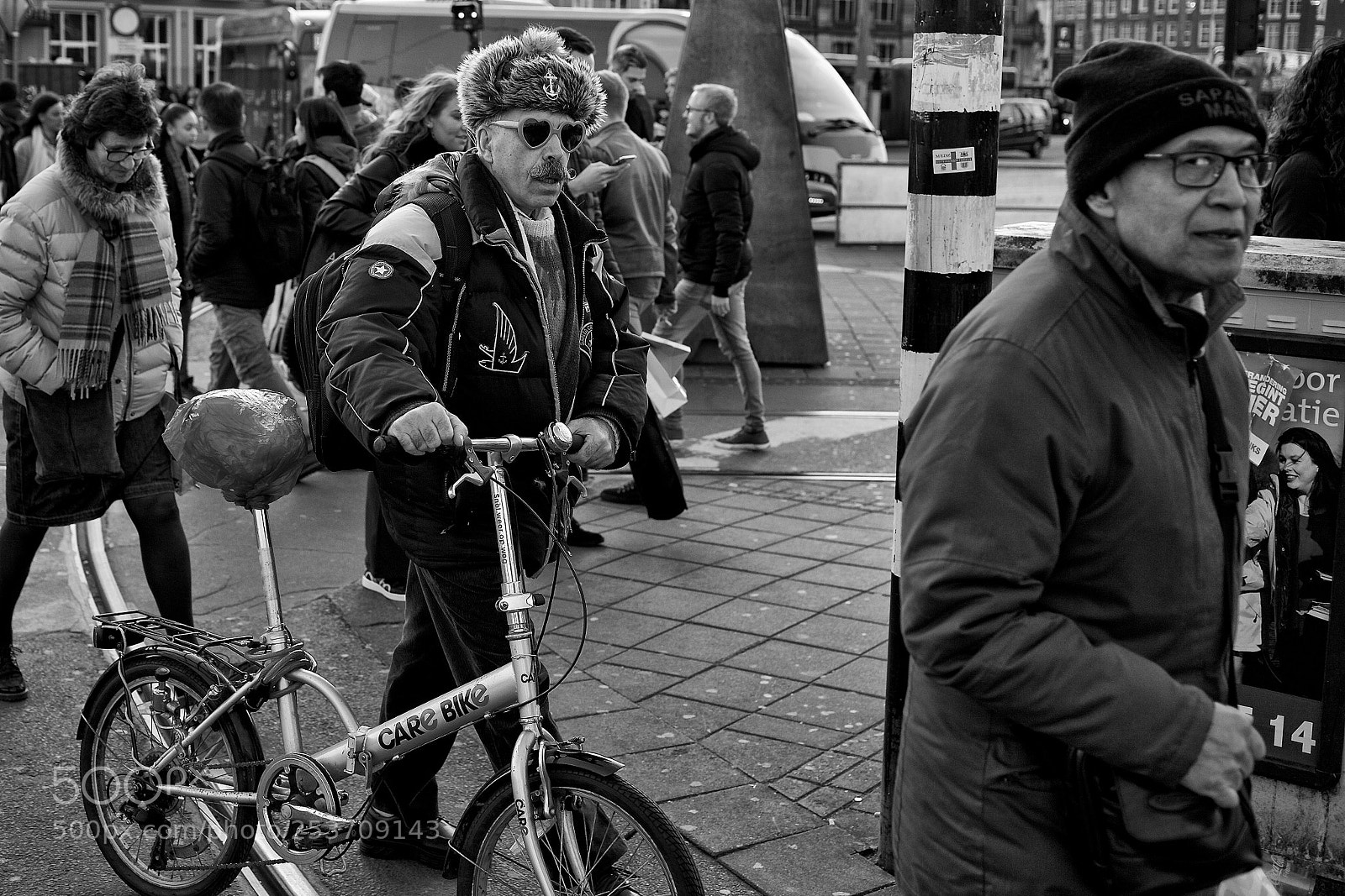 Canon EOS 5D Mark II sample photo. Amsterdam streetlife photography