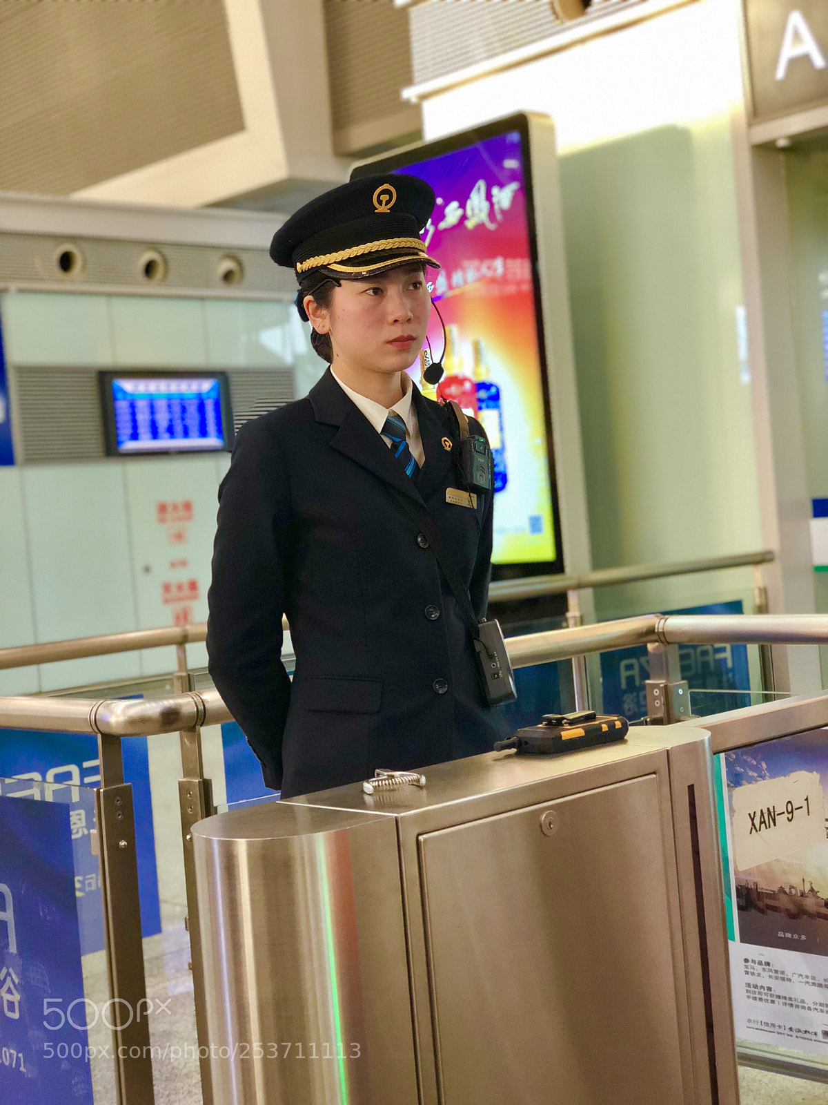 Apple iPhone X sample photo. Police china photography